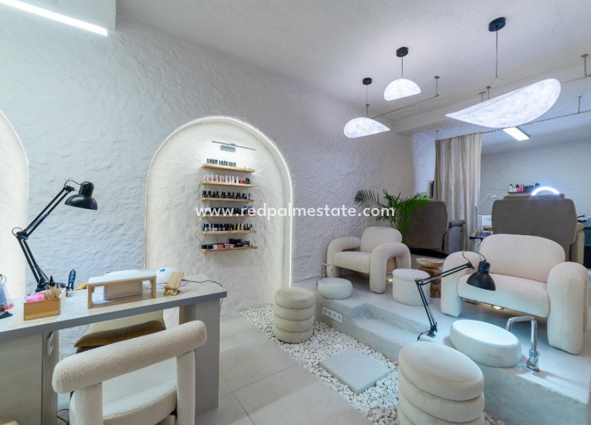 Resale - Business -
Alicante