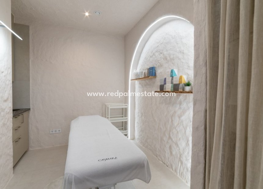 Resale - Business -
Alicante