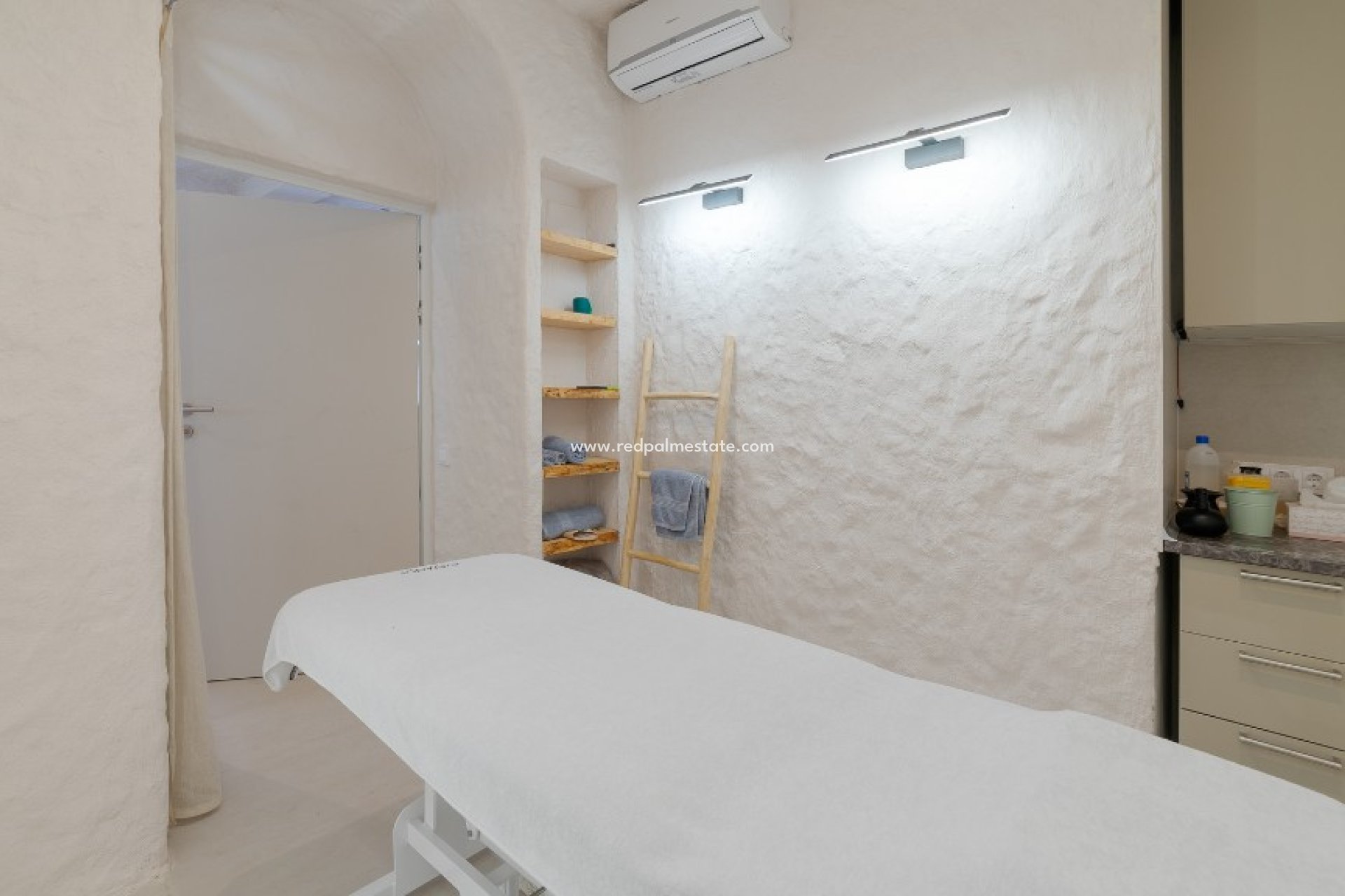 Resale - Business -
Alicante