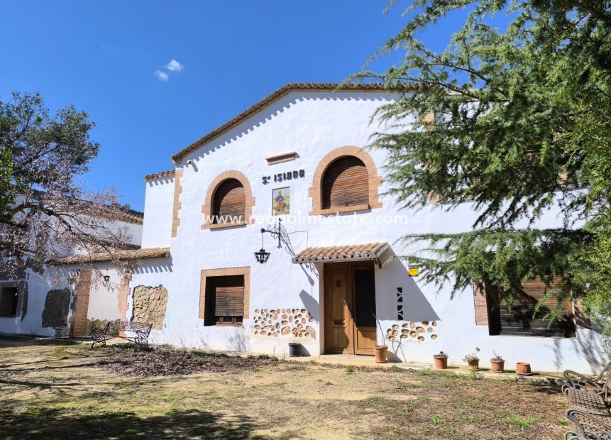 Resale - Business -
Banyeres De Mariola - Inland