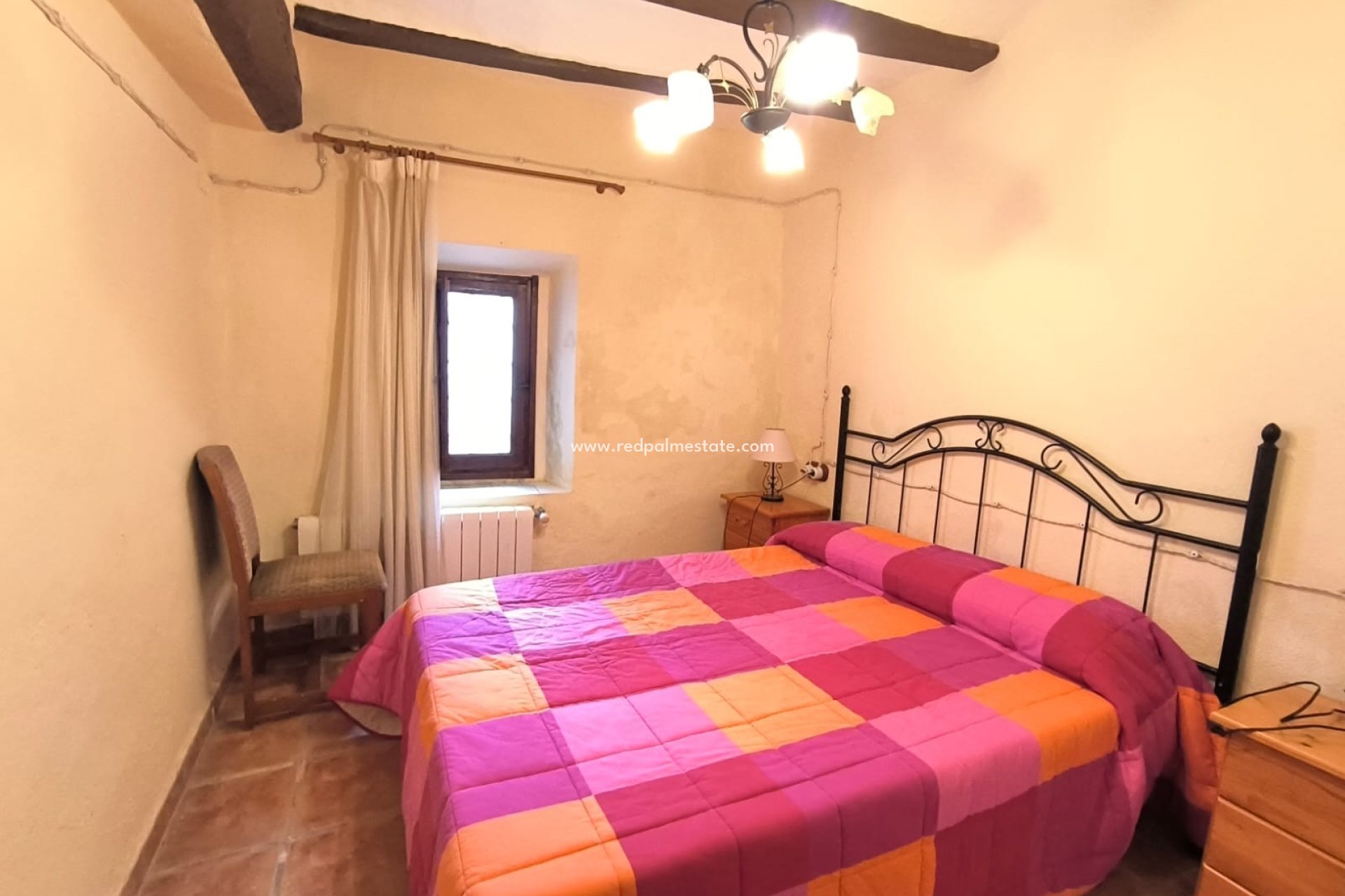 Resale - Business -
Banyeres De Mariola - Inland