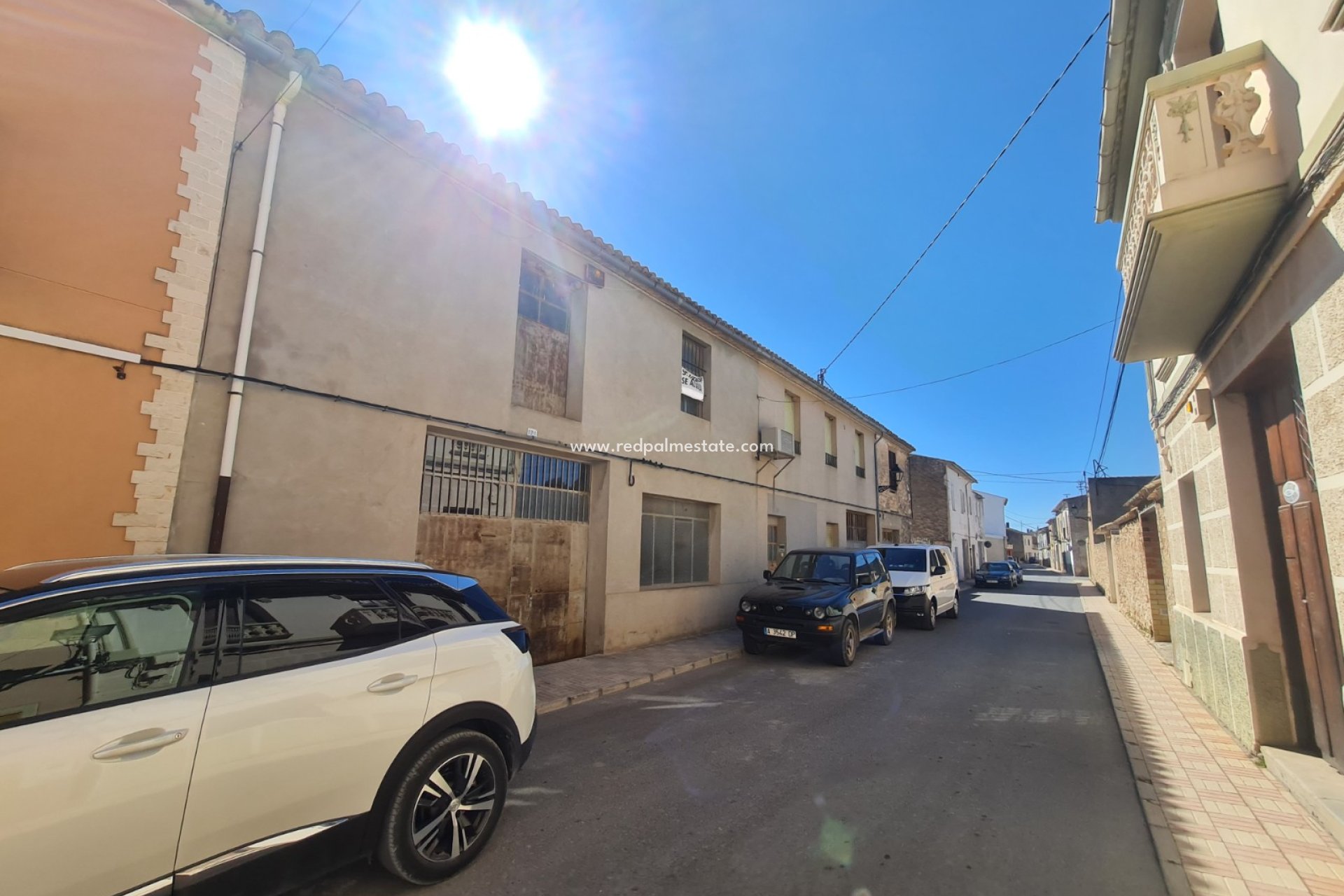 Resale - Business -
Beneixama - Inland