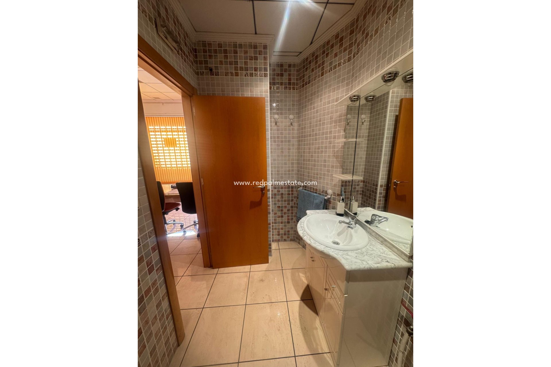 Resale - Business -
Bigastro