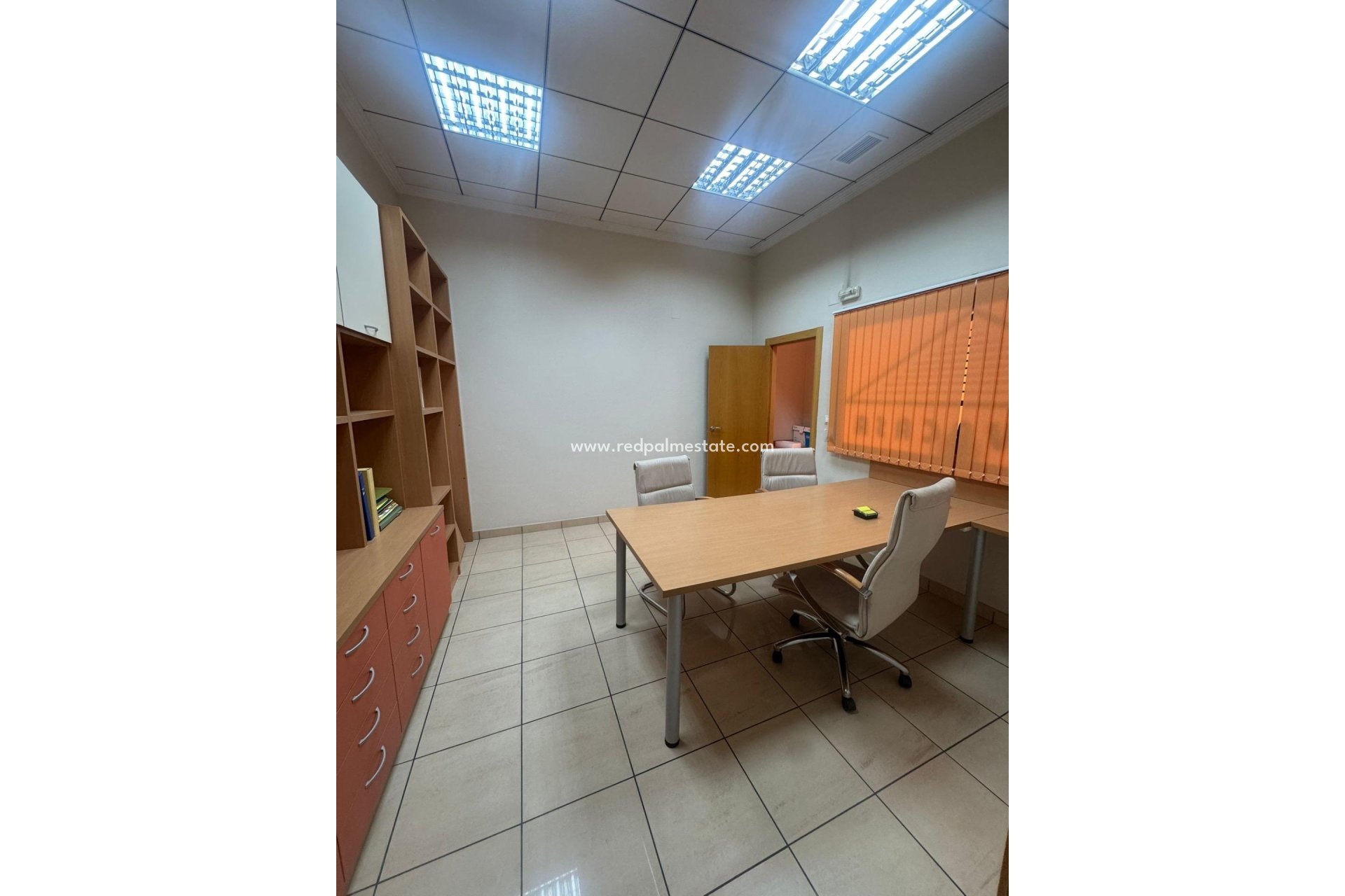 Resale - Business -
Bigastro