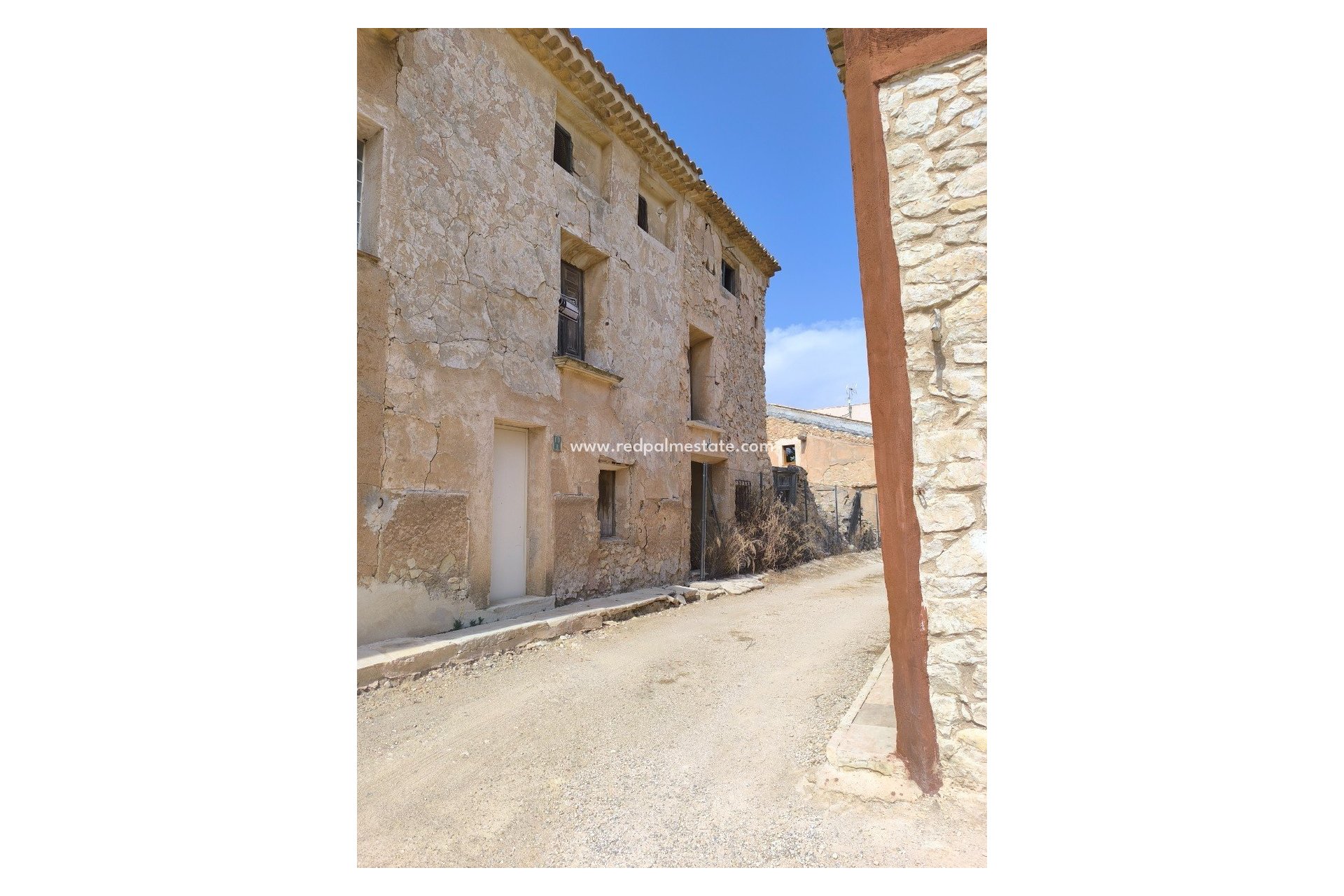 Resale - Business -
Casas del Senor - Inland