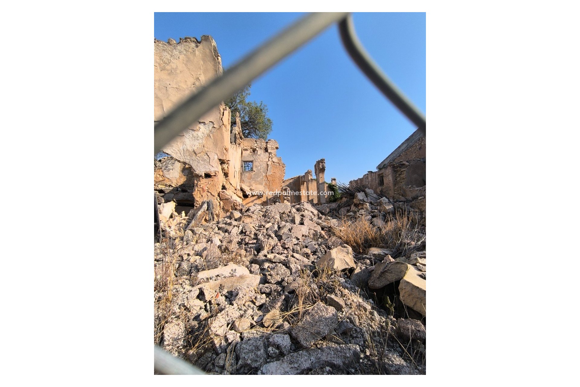 Resale - Business -
Casas del Senor - Inland