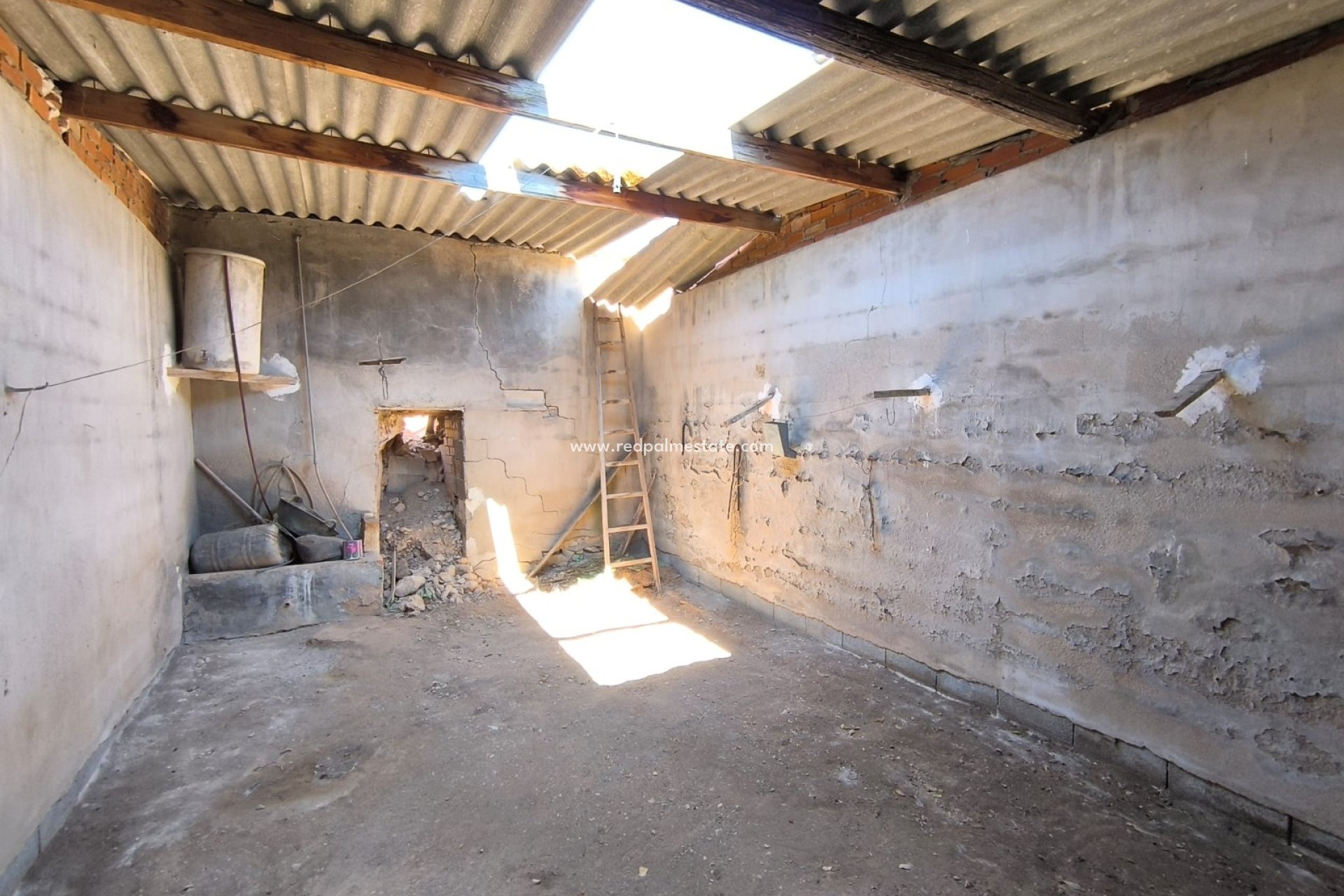 Resale - Business -
Chinorlet - Inland