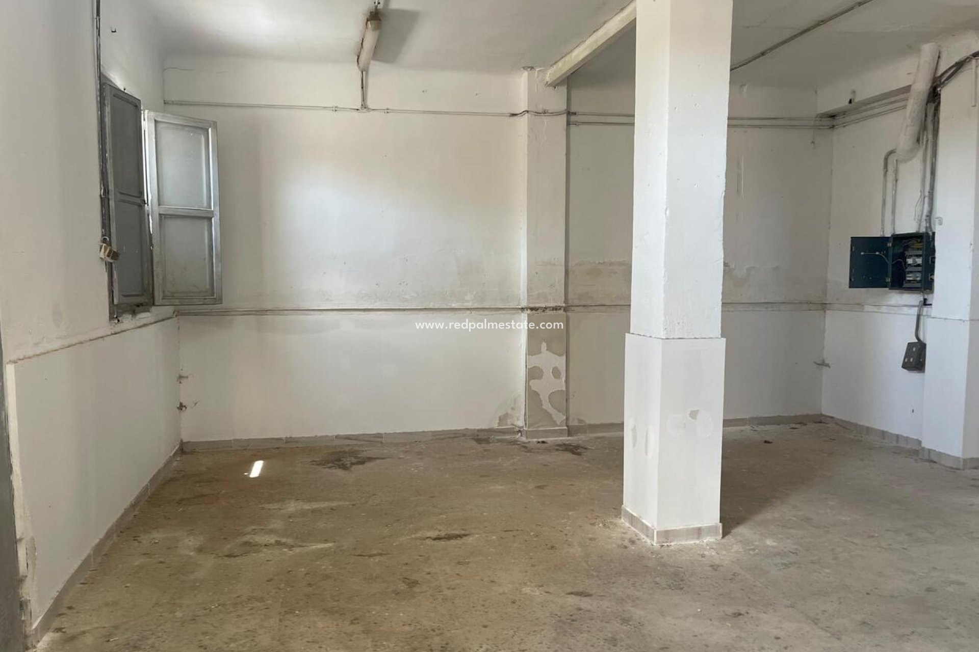 Resale - Business -
Crevillente