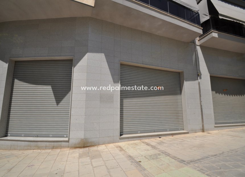 Resale - Business -
Elda - Inland