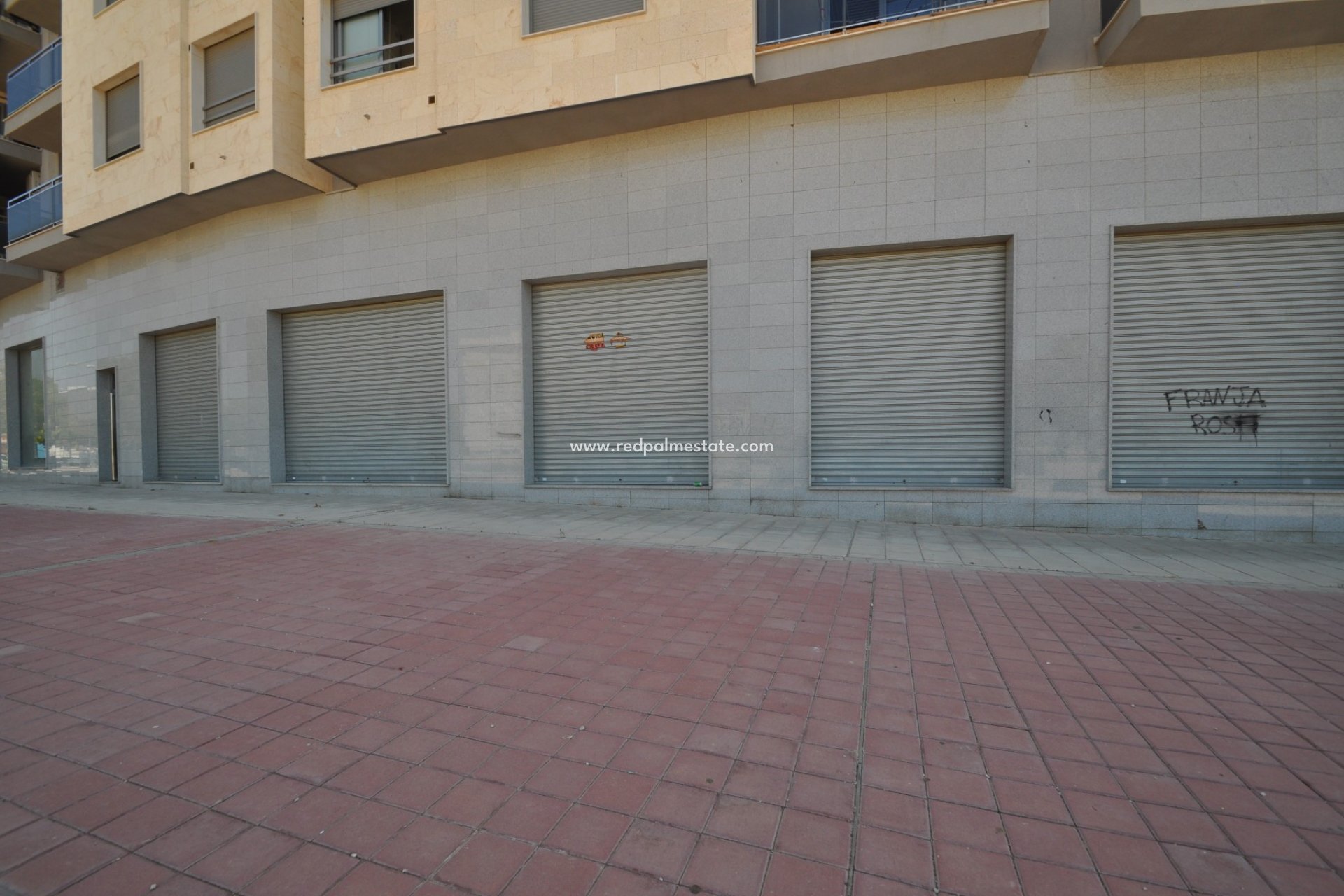 Resale - Business -
Elda - Inland