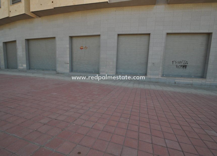 Resale - Business -
Elda - Inland