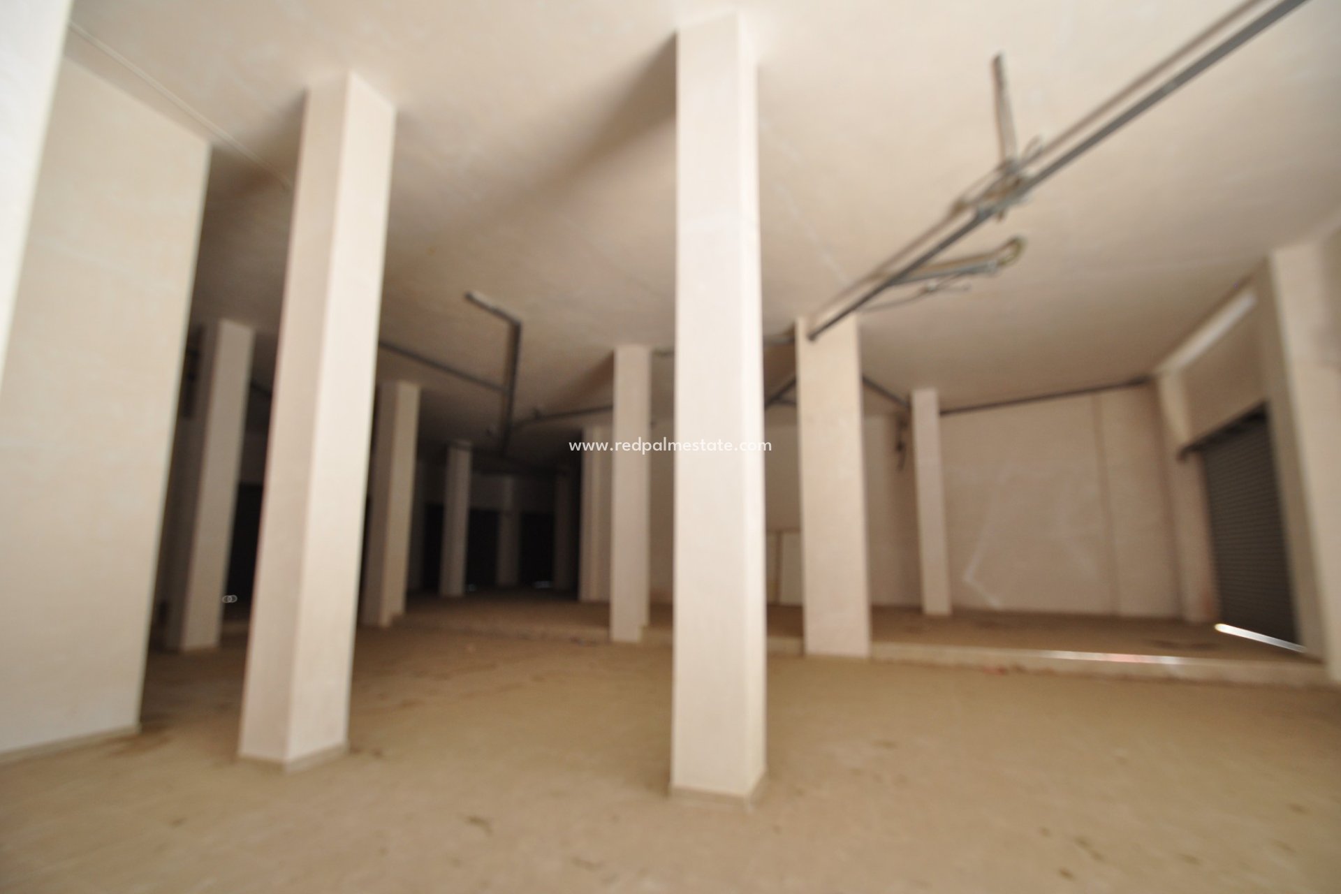 Resale - Business -
Elda - Inland