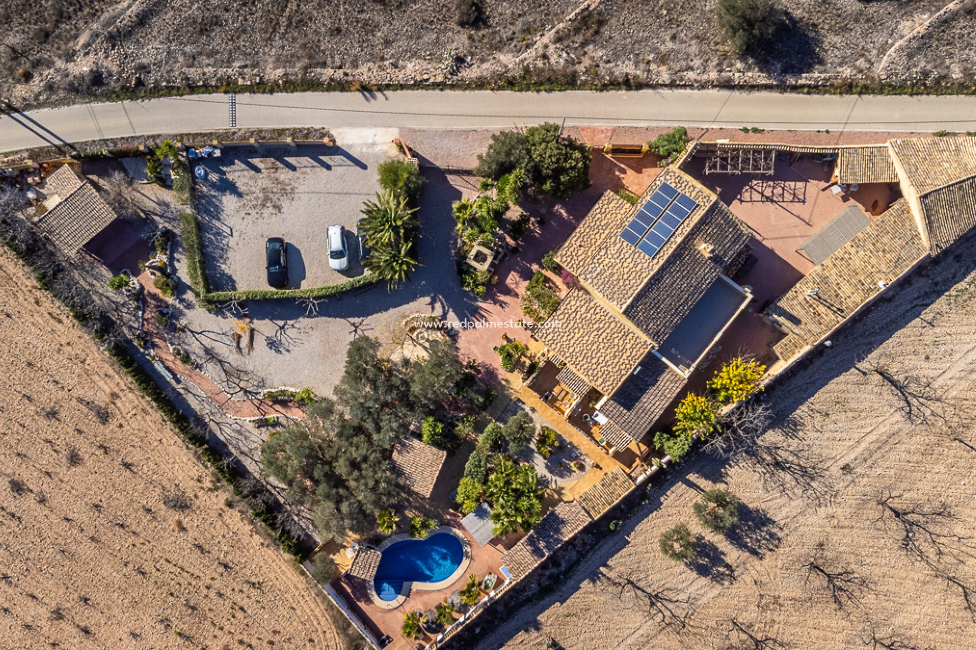 Resale - Business -
Hondón de las Nieves - Inland