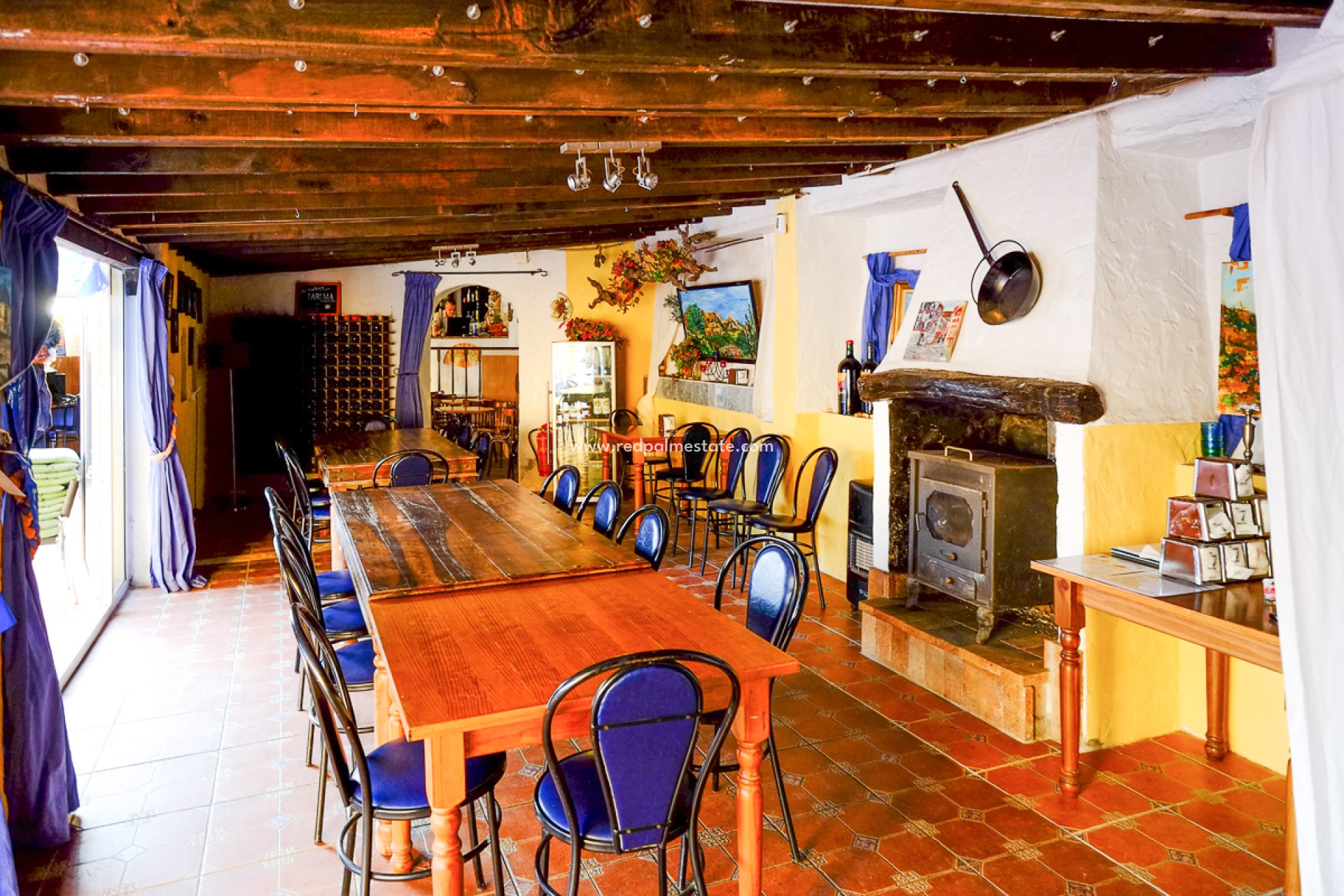 Resale - Business -
Hondón de las Nieves - Inland