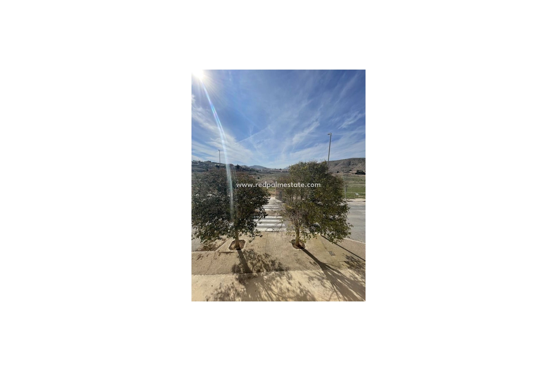 Resale - Business -
Hondón de las Nieves - Inland