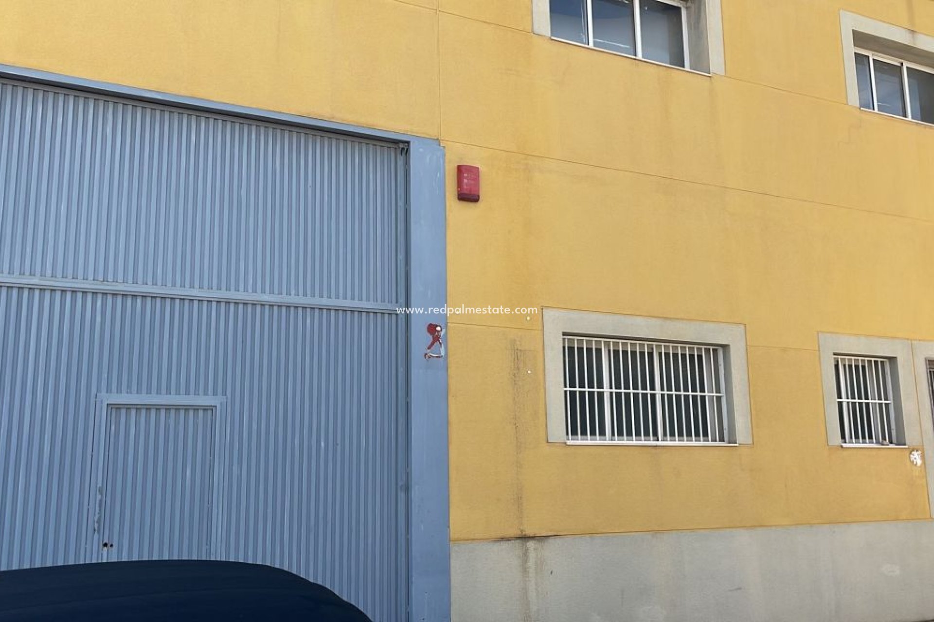 Resale - Business -
Hondón de las Nieves - Inland