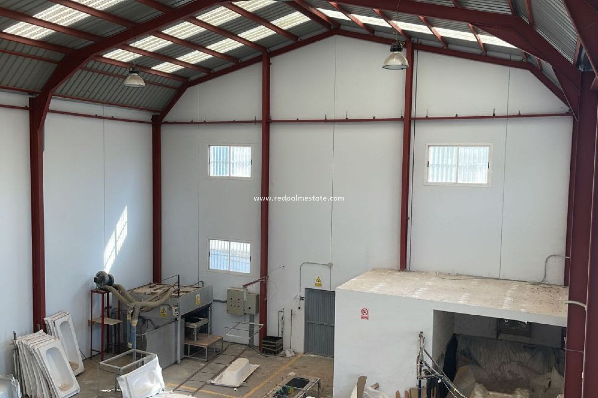 Resale - Business -
Hondón de las Nieves - Inland