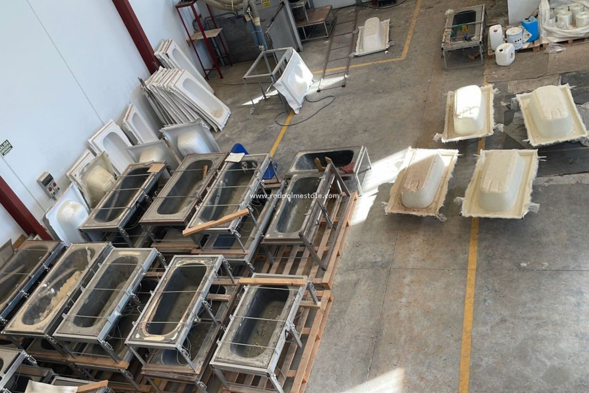 Resale - Business -
Hondón de las Nieves - Inland