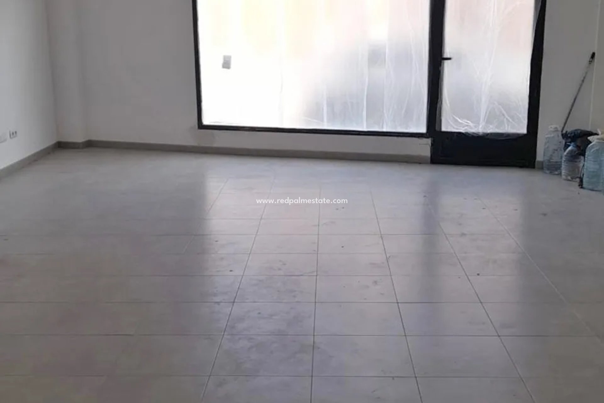 Resale - Business -
Jalón - Inland