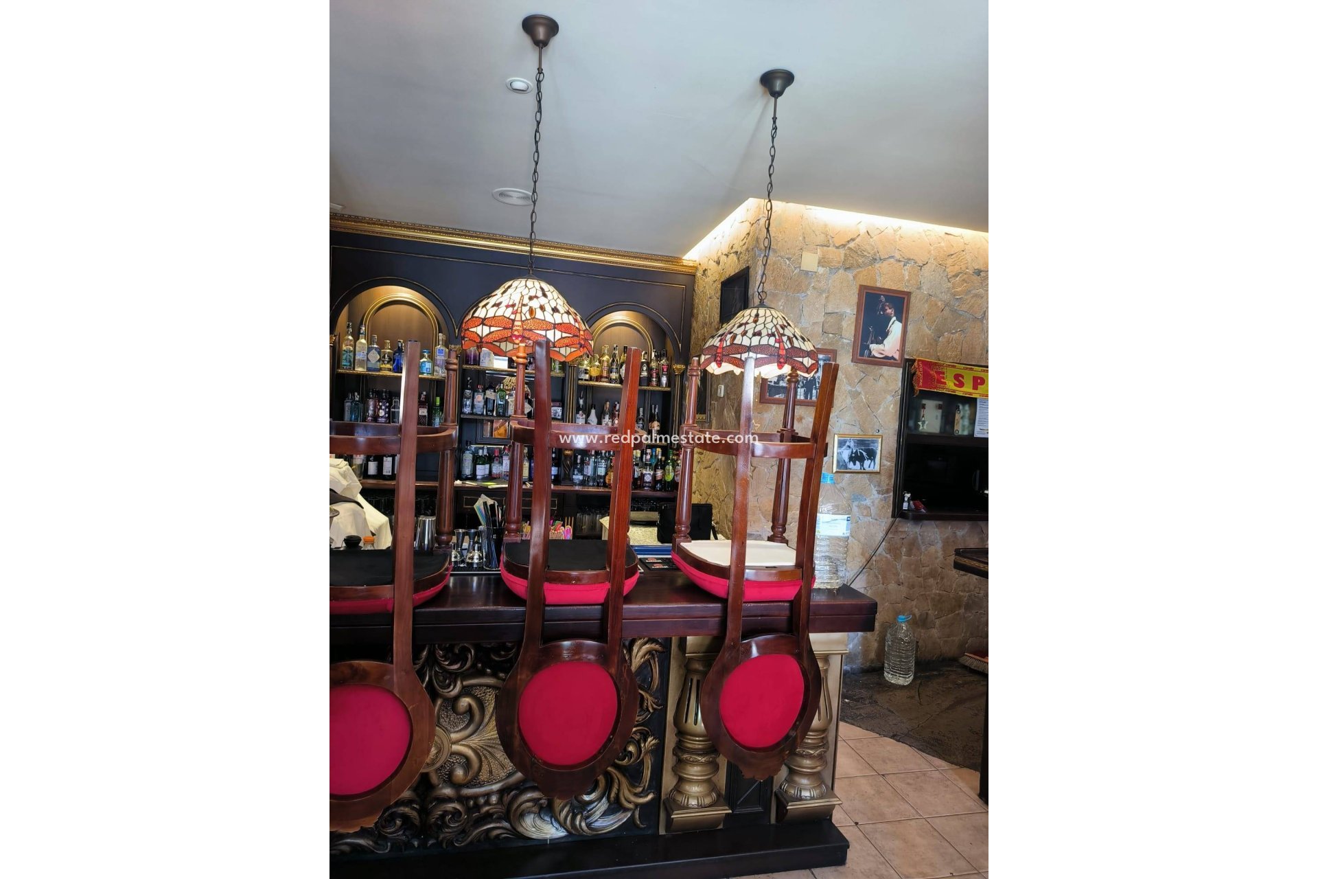 Resale - Business -
Lo Pagan - Villananitos