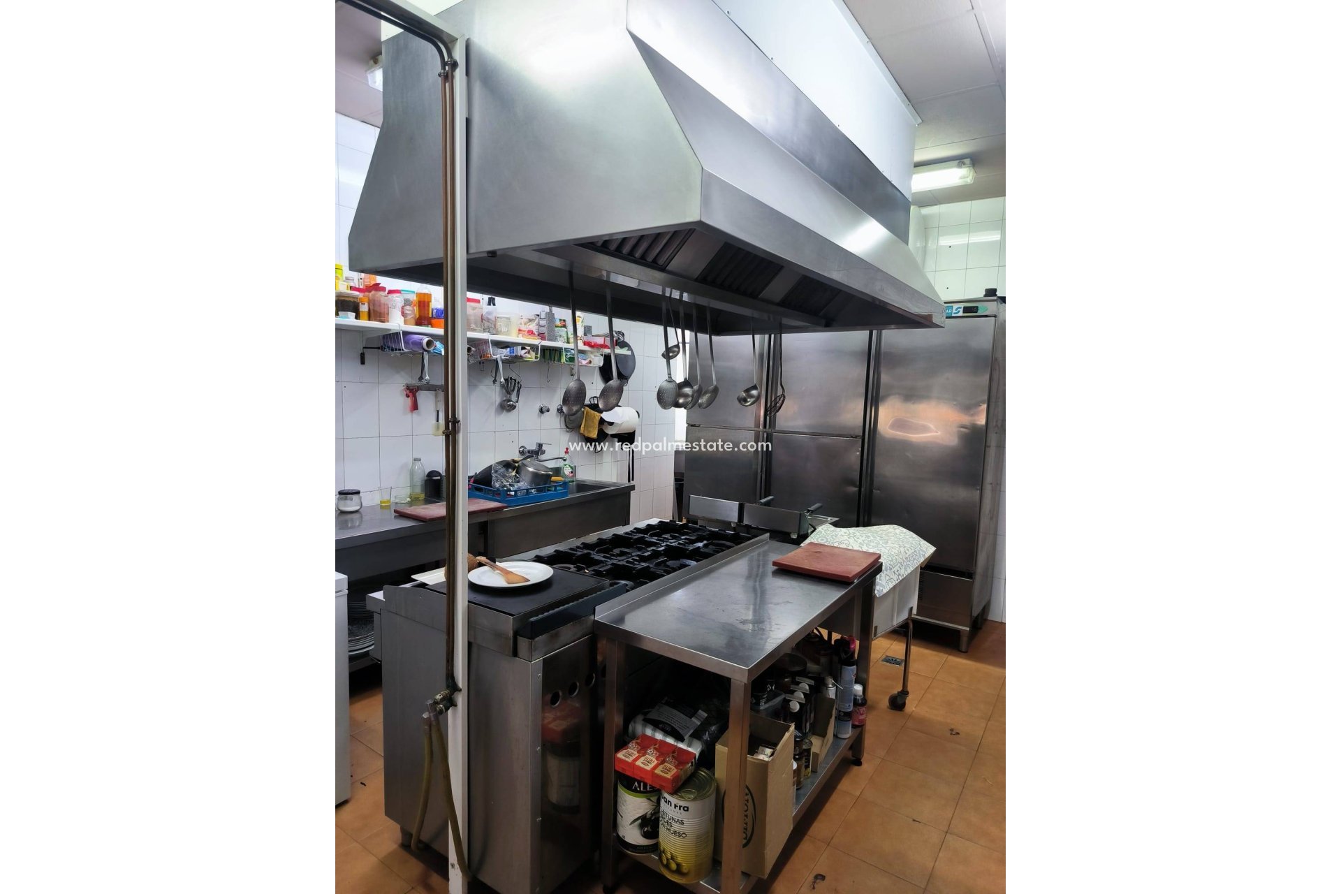 Resale - Business -
Lo Pagan - Villananitos