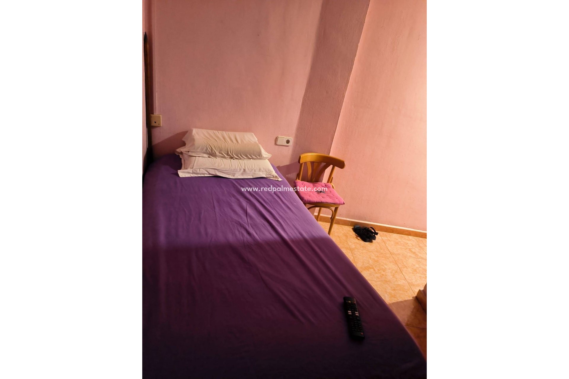 Resale - Business -
Lo Pagan - Villananitos