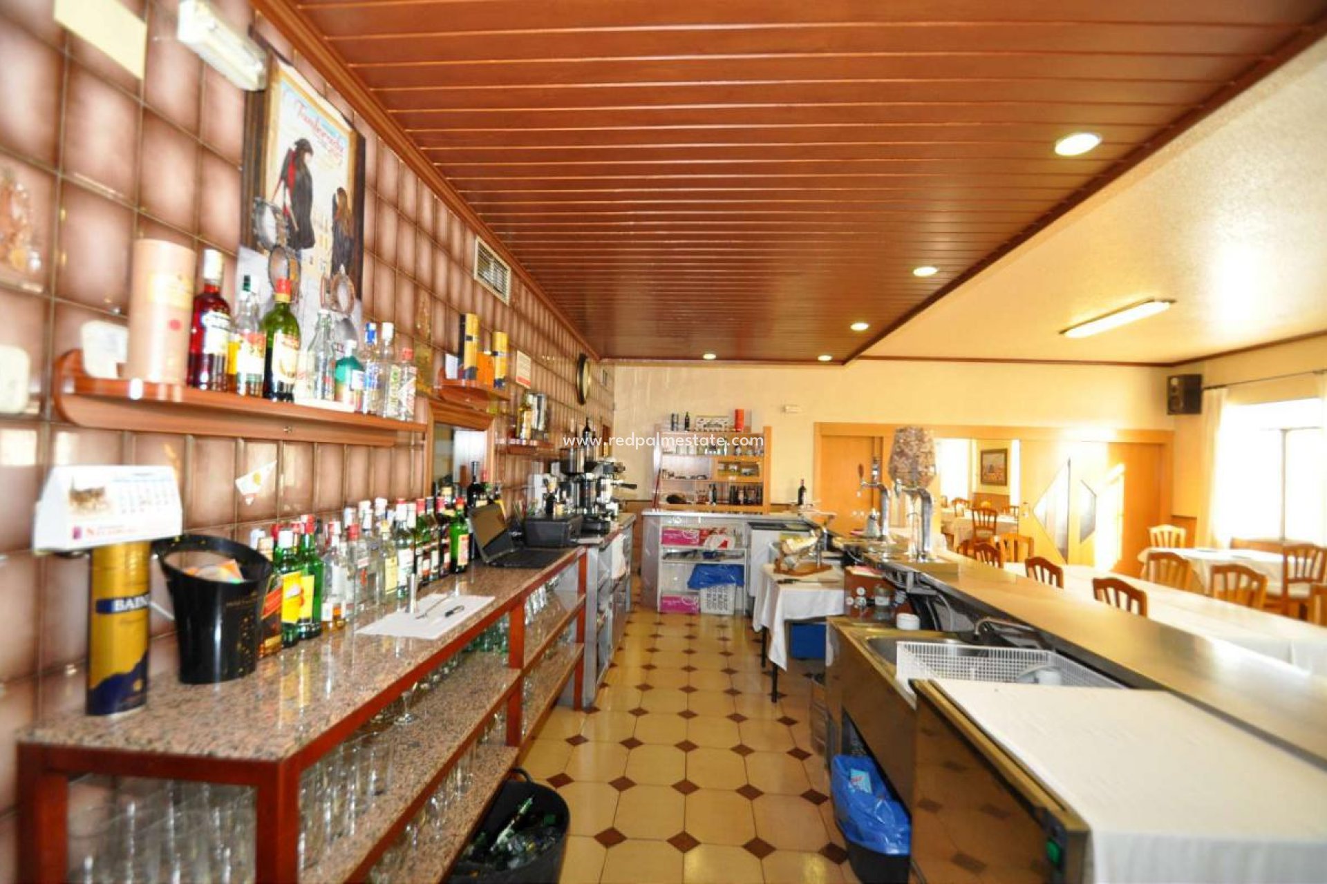 Resale - Business -
Monóvar/Monóver - Inland