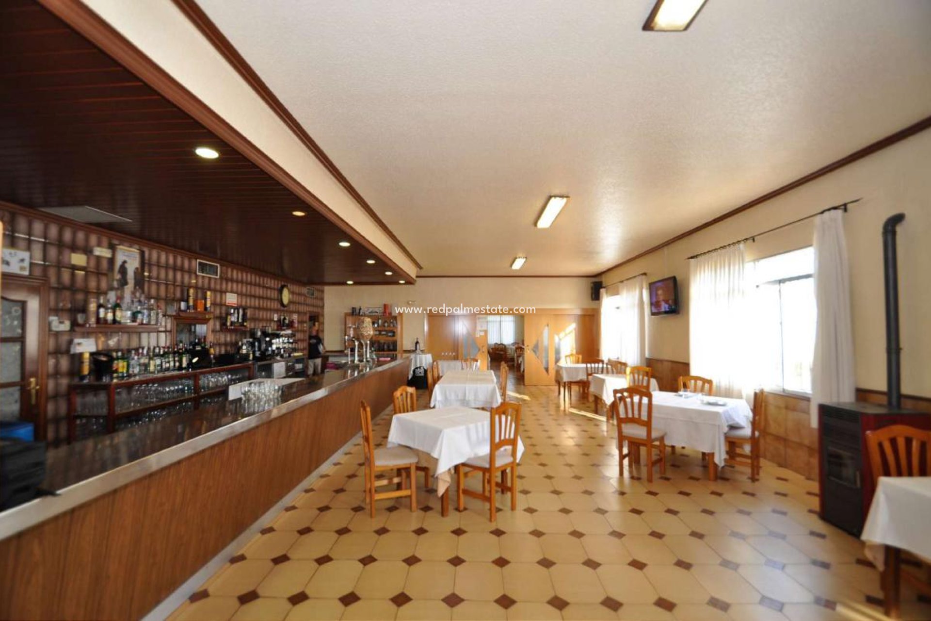 Resale - Business -
Monóvar/Monóver - Inland