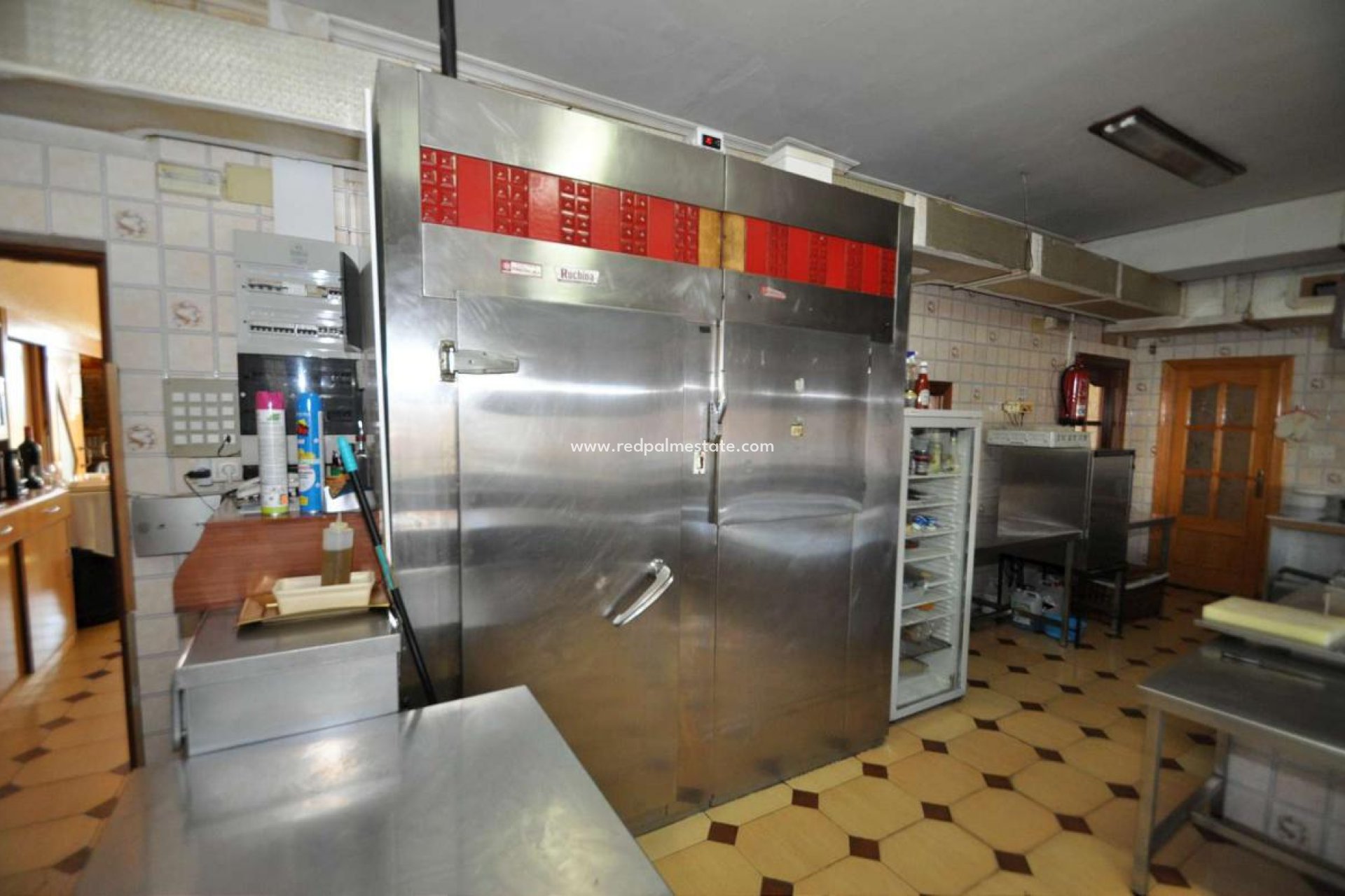 Resale - Business -
Monóvar/Monóver - Inland