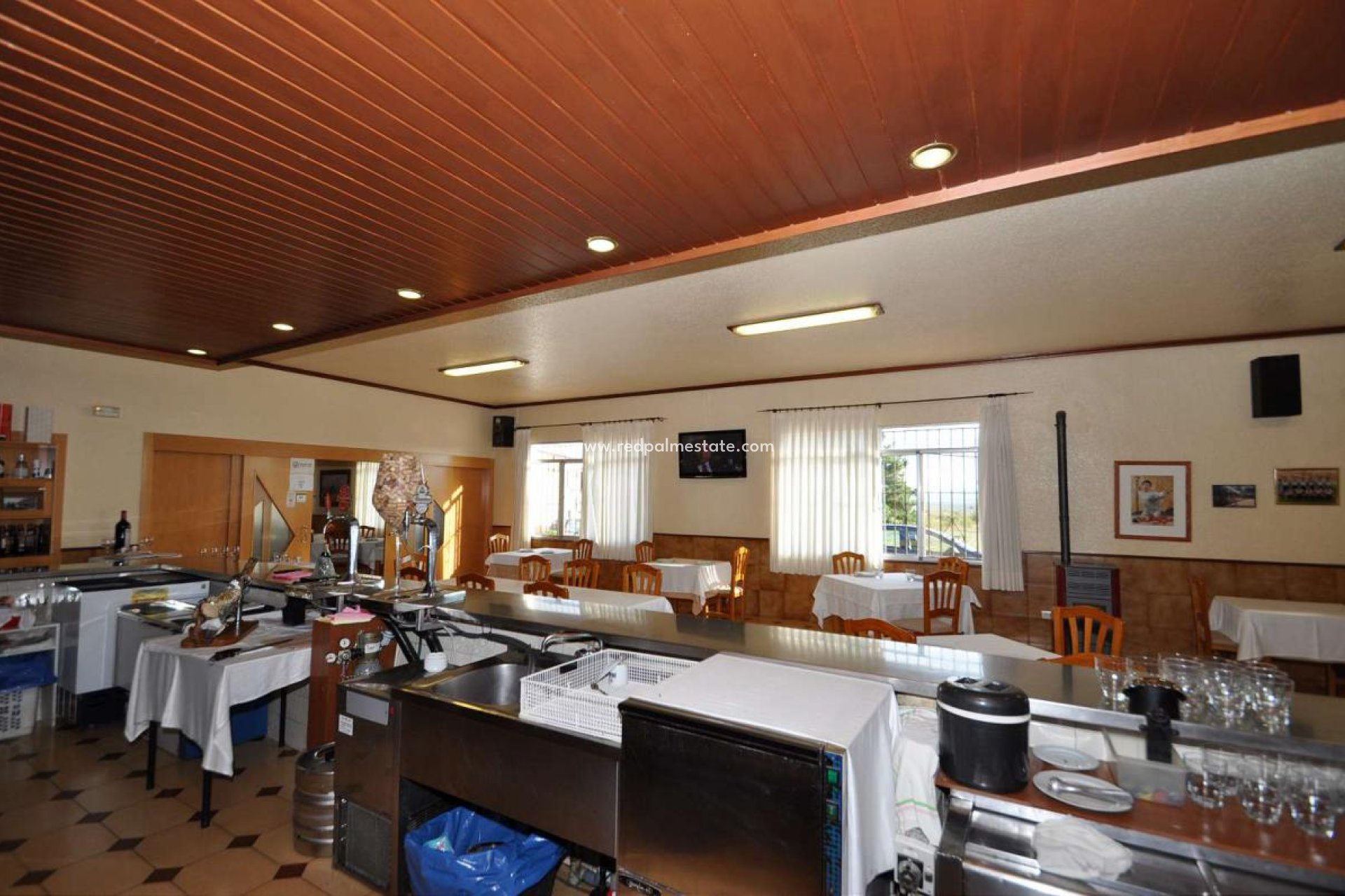 Resale - Business -
Monóvar/Monóver - Inland