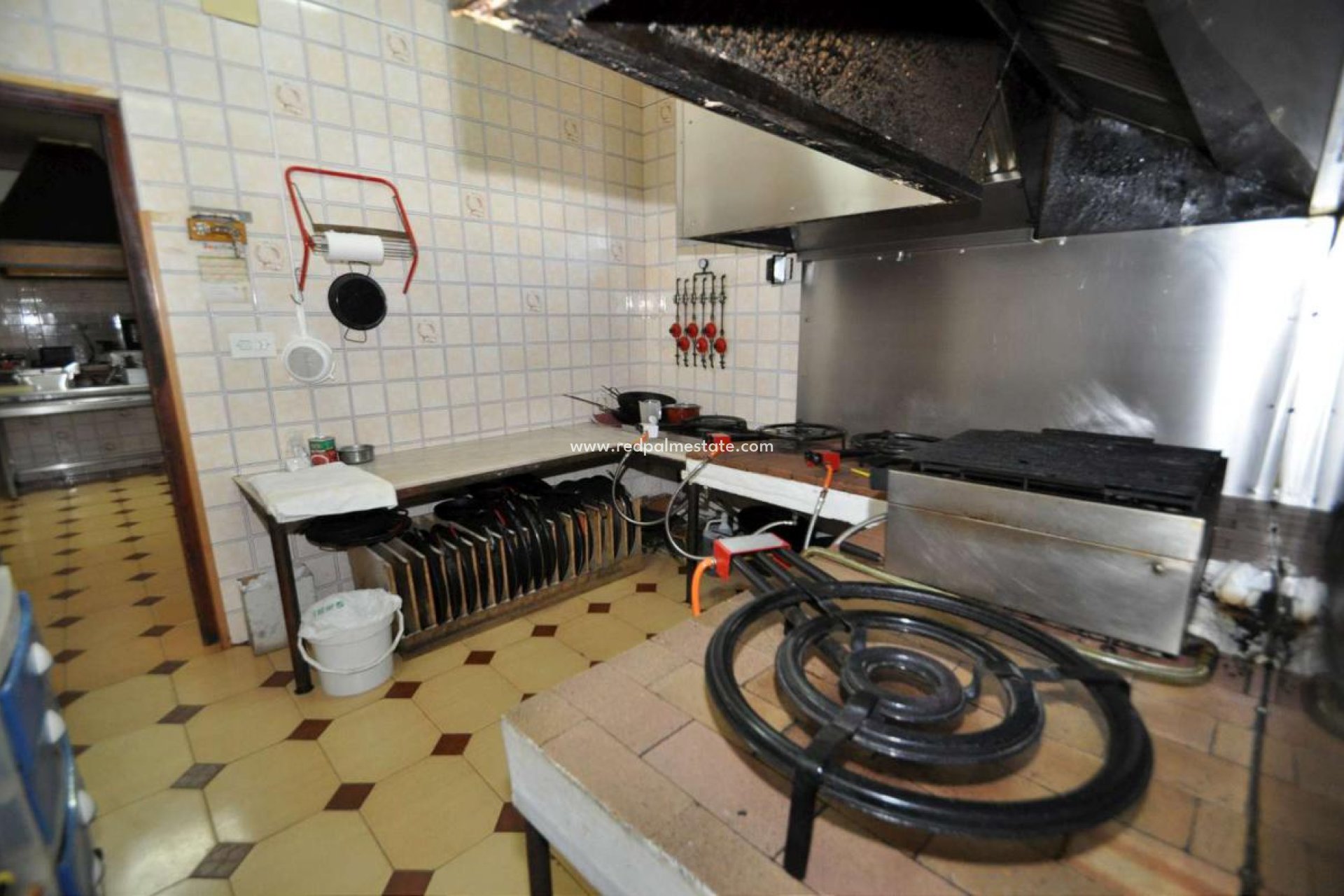 Resale - Business -
Monóvar/Monóver - Inland