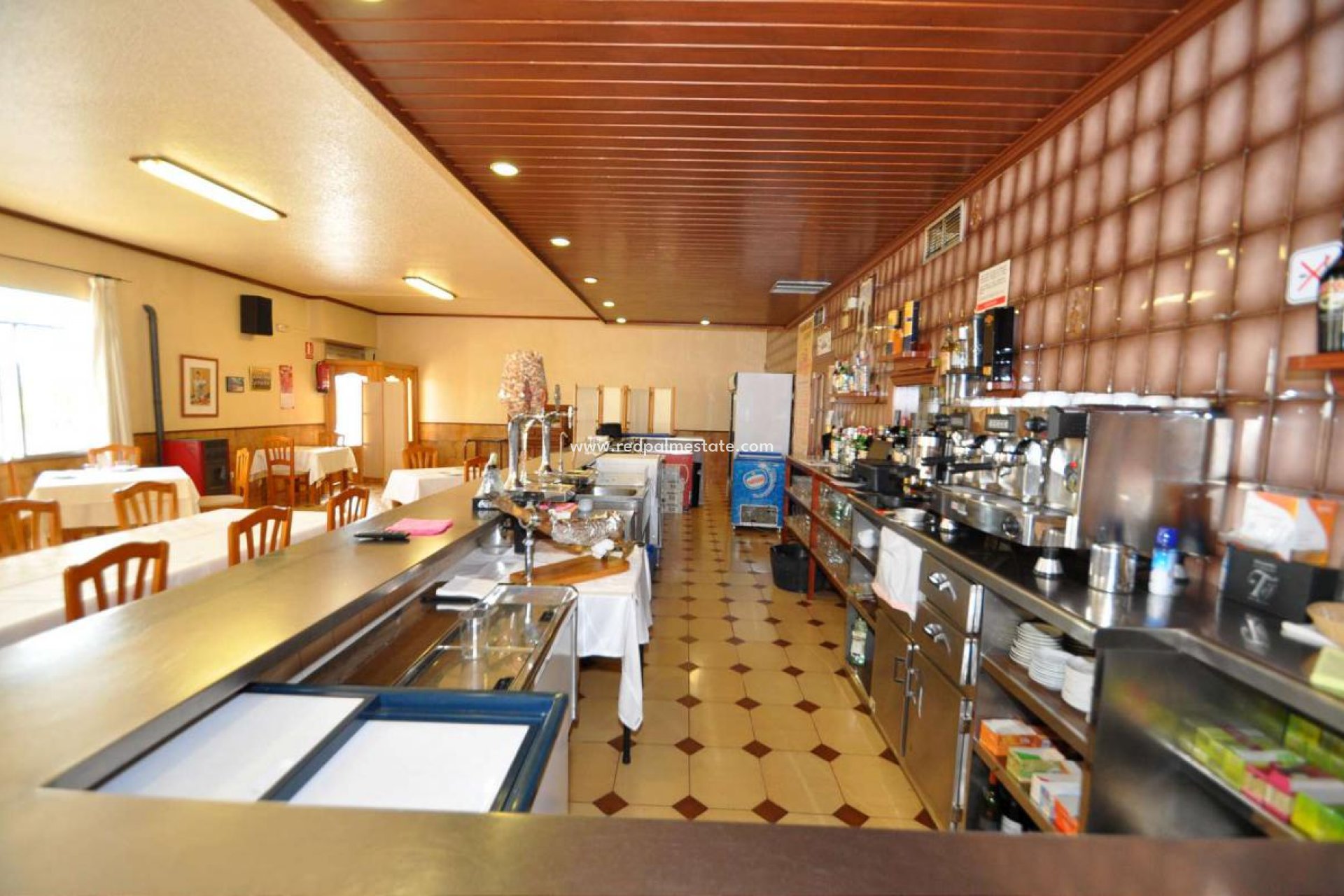 Resale - Business -
Monóvar/Monóver - Inland