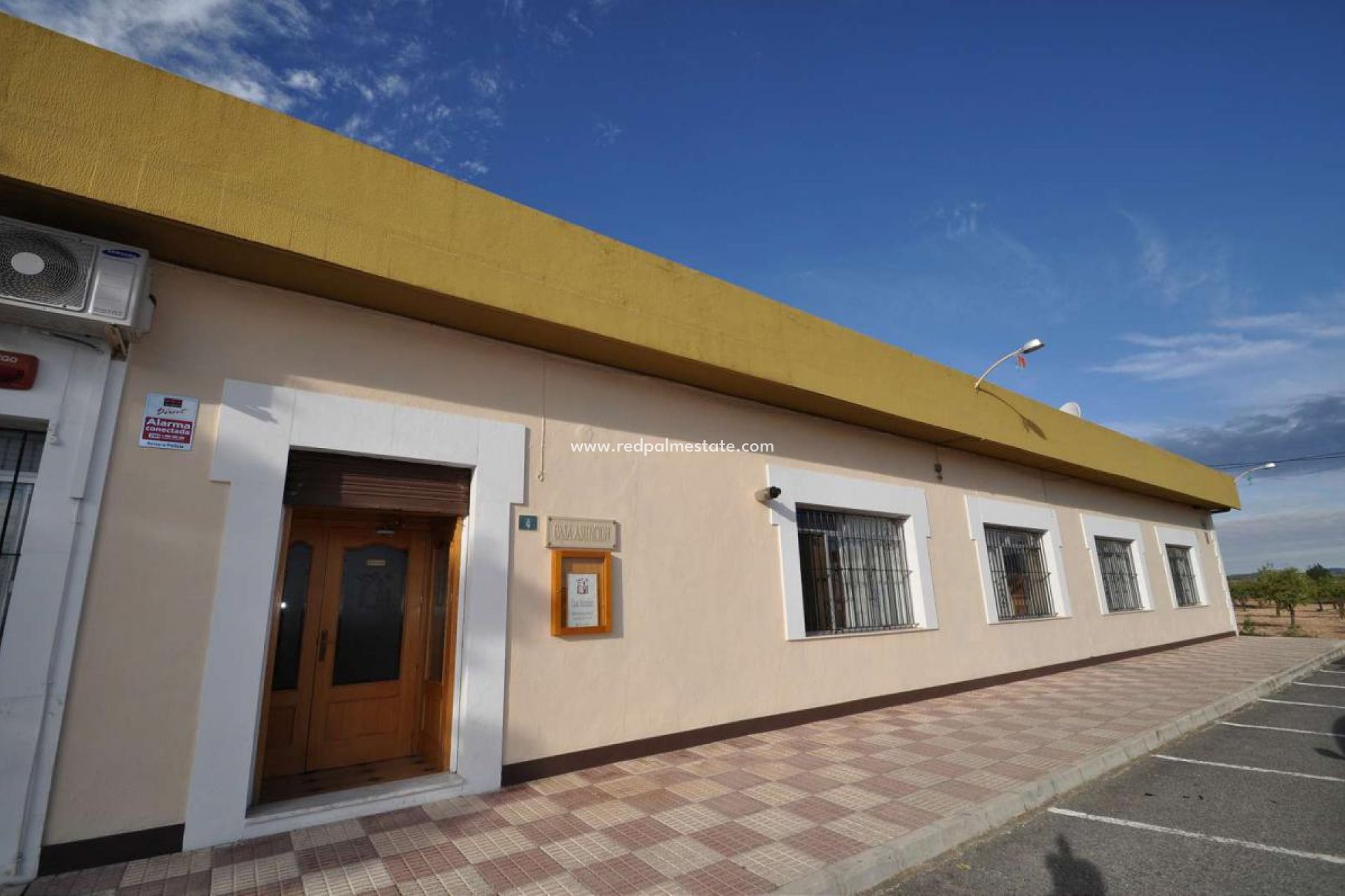 Resale - Business -
Monóvar/Monóver - Inland