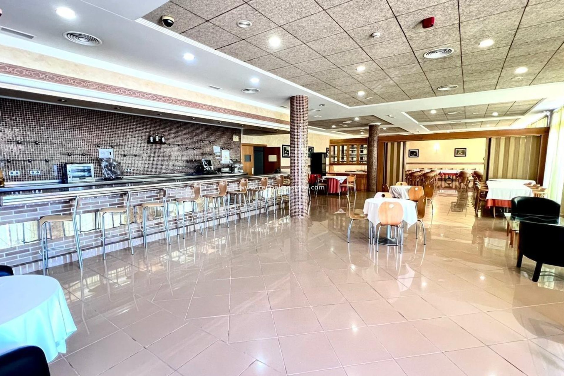 Resale - Business -
Montesinos - Los Montesinos