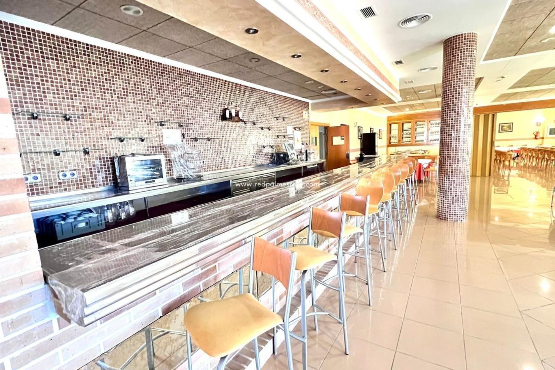 Resale - Business -
Montesinos - Los Montesinos