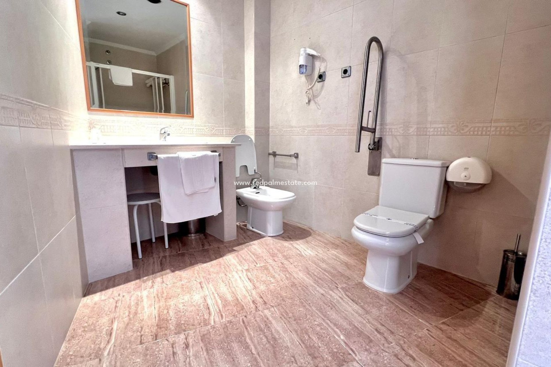 Resale - Business -
Montesinos - Los Montesinos