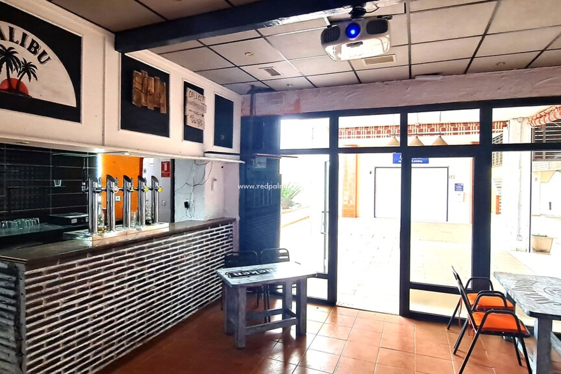 Resale - Business -
Orihuela Costa - Inland