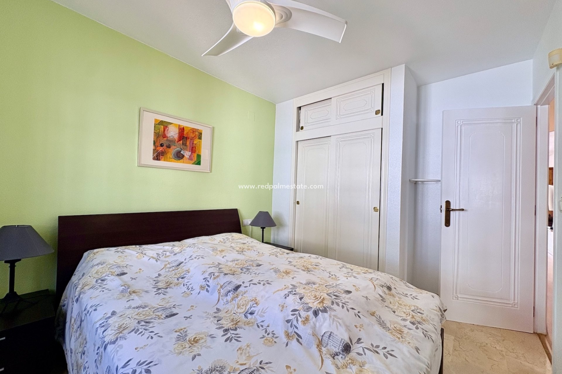 Resale - Business -
Orihuela Costa - Inland