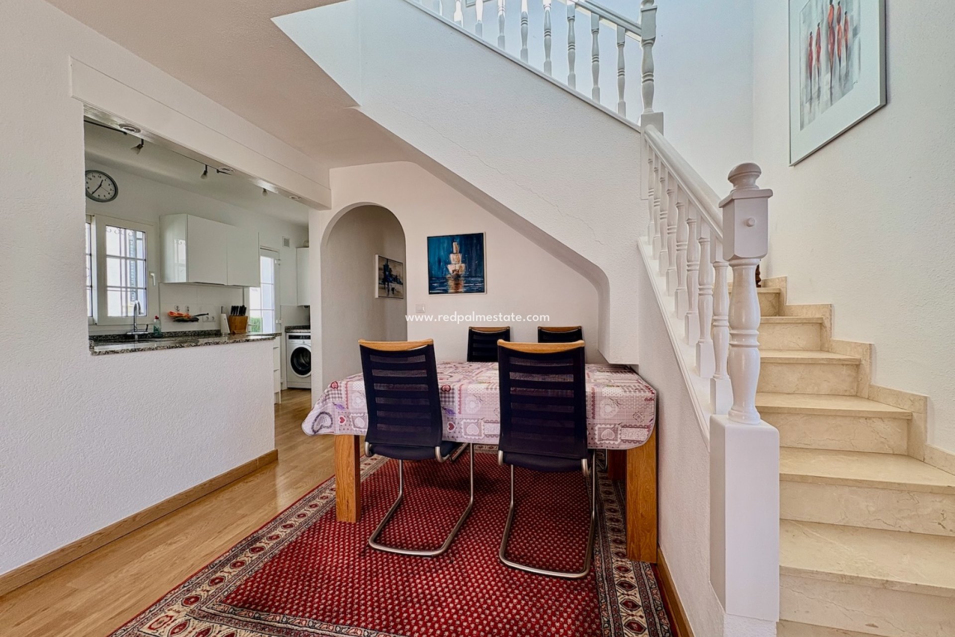 Resale - Business -
Orihuela Costa - Inland