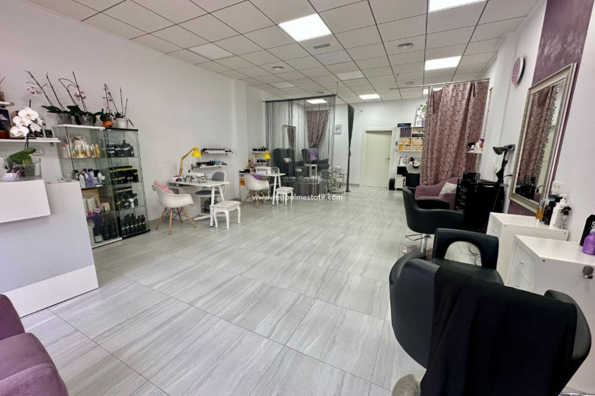 Resale - Business -
Orihuela Costa - La Zenia