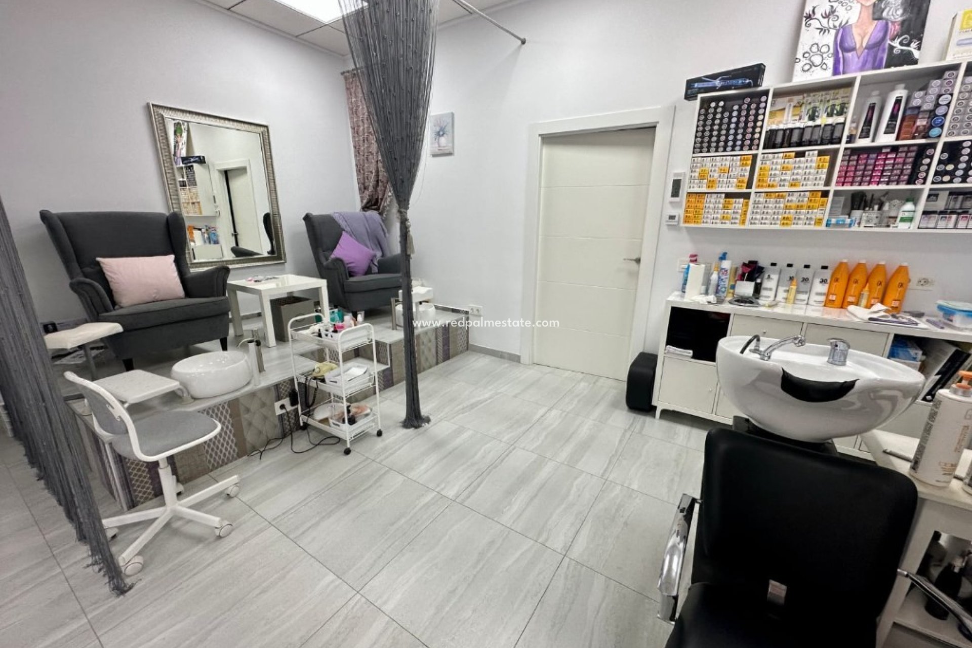 Resale - Business -
Orihuela Costa - La Zenia