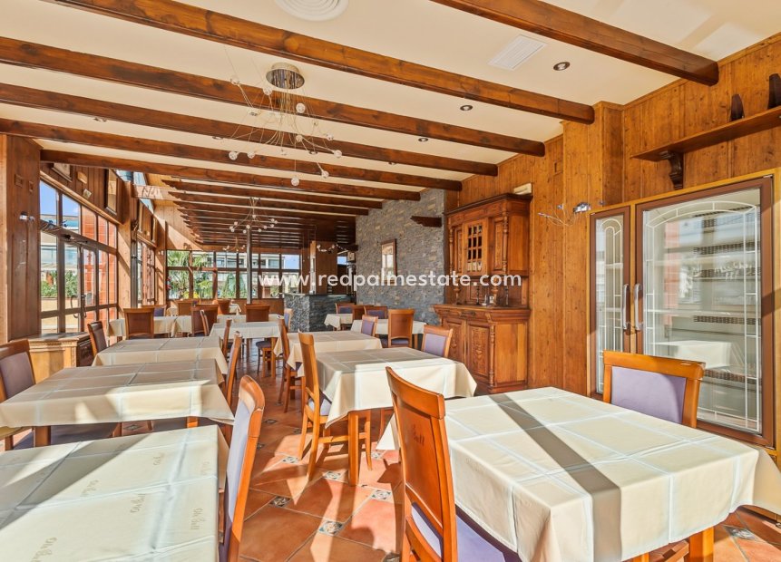 Resale - Business -
Orihuela Costa - Los Dolses