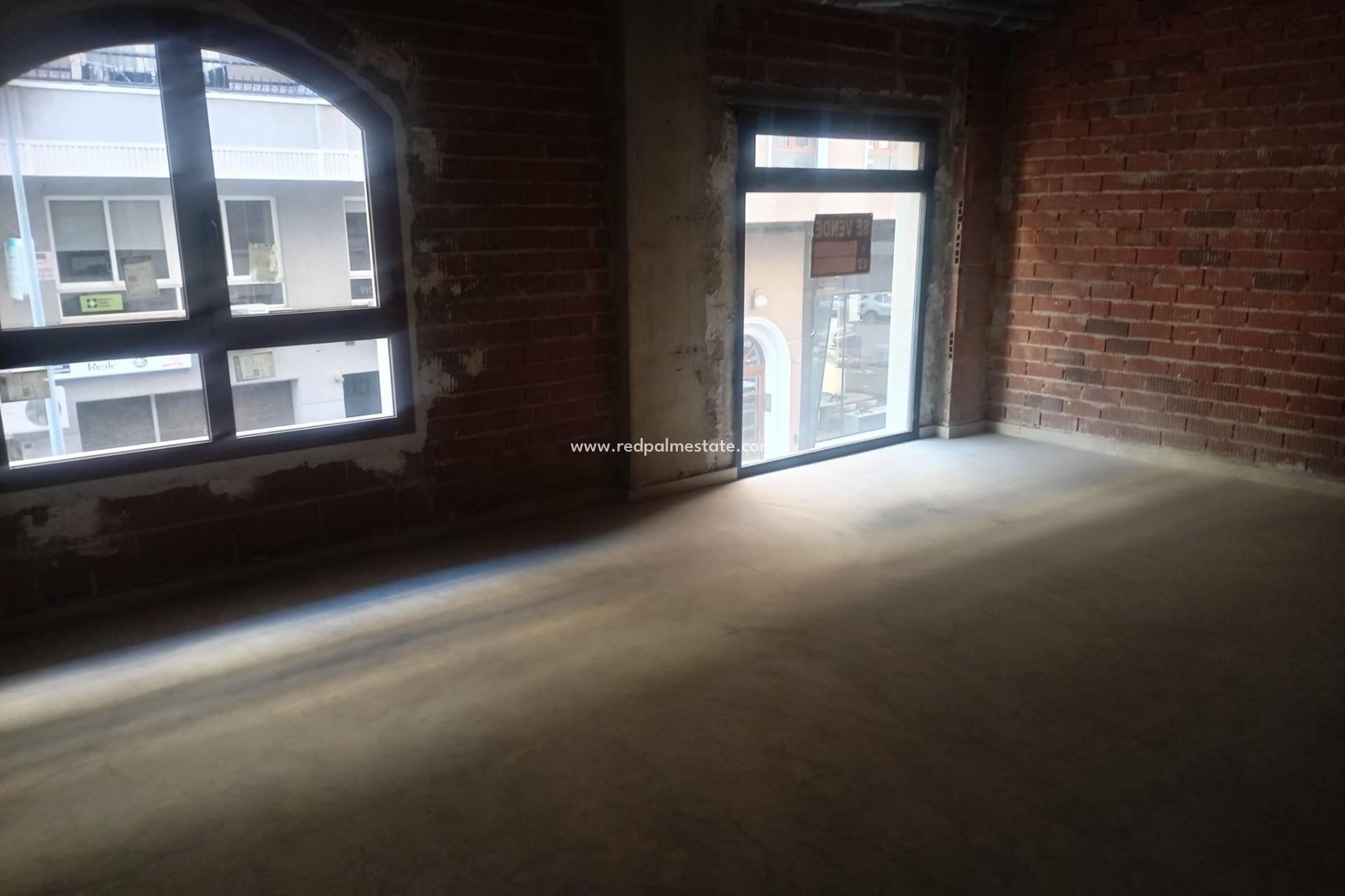 Resale - Business -
Orihuela Costa - Orihuela Ciudad