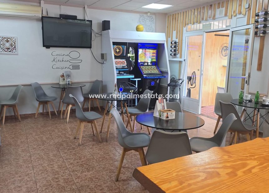 Resale - Business -
Orihuela Costa - Punta prima