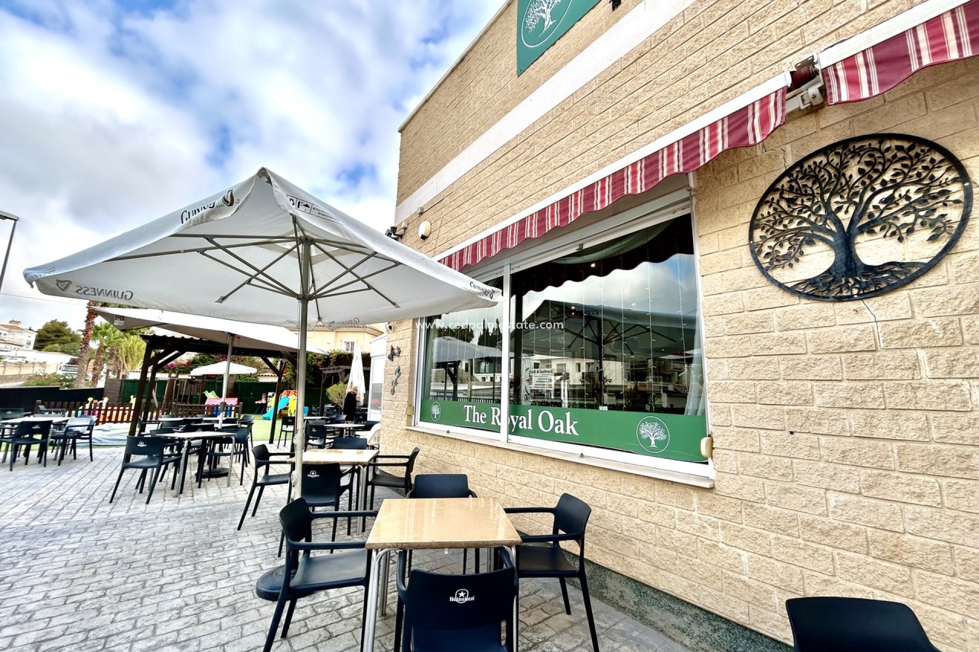 Resale - Business -
Orihuela Costa - Villamartín