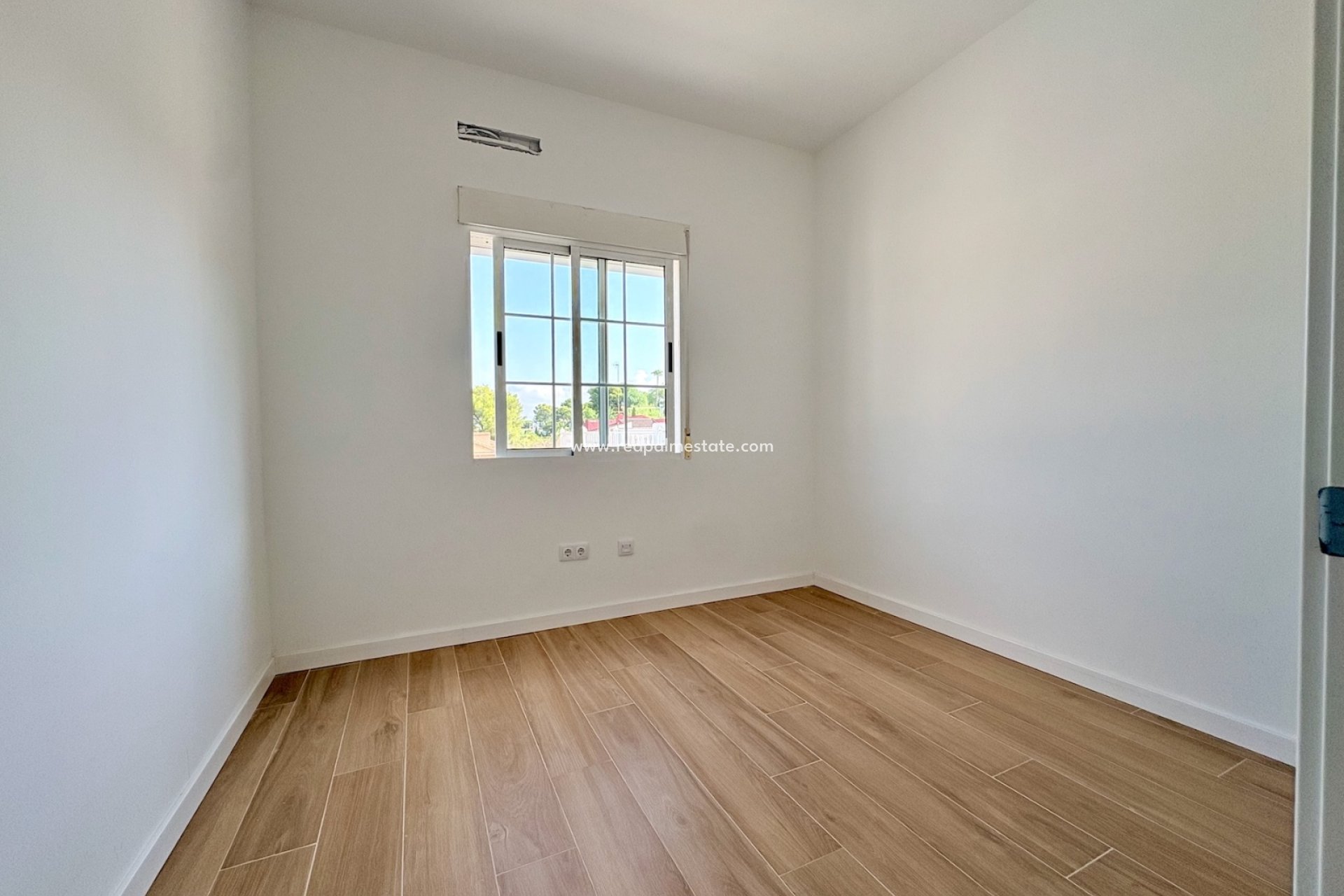 Resale - Business -
Orihuela - Inland