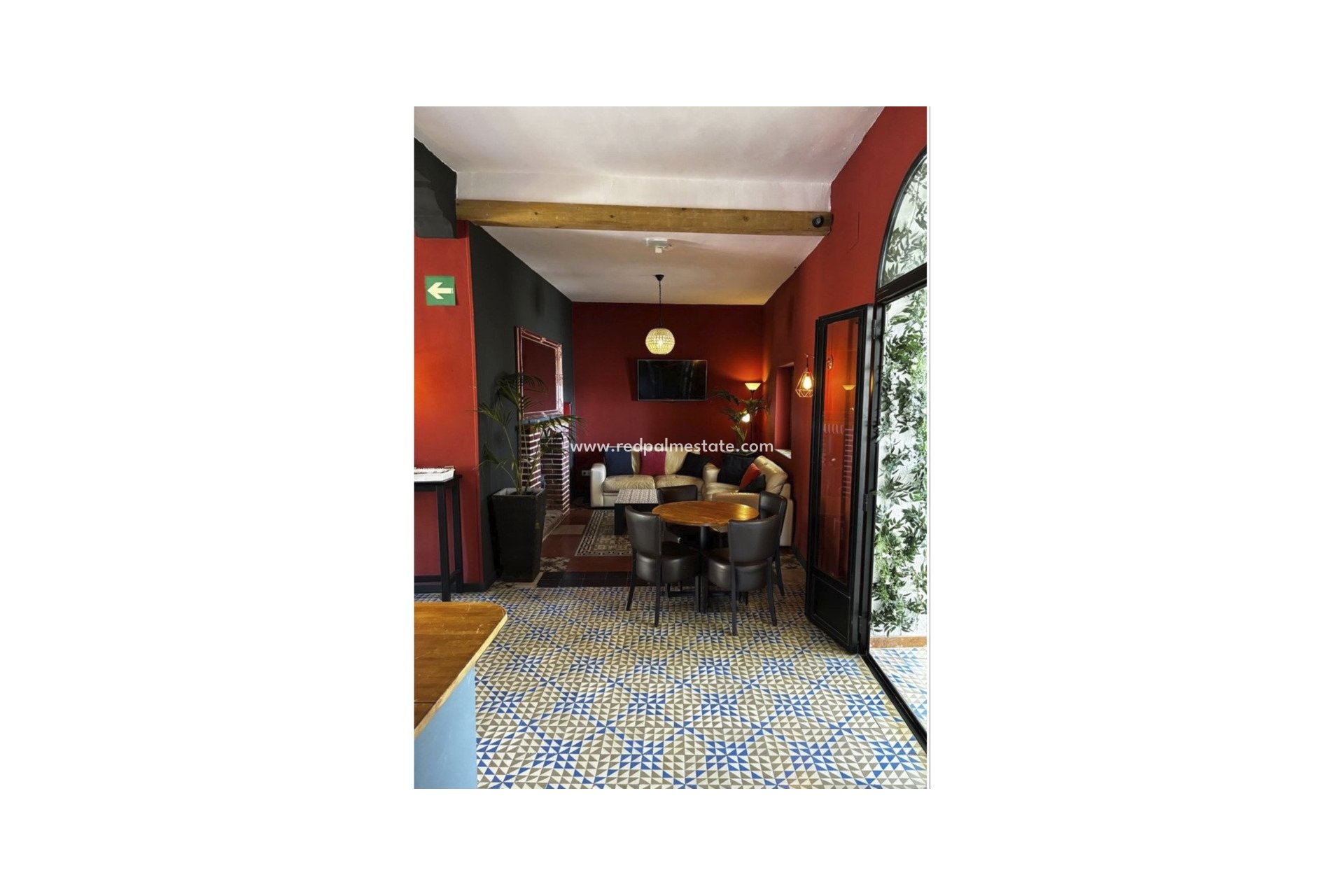 Resale - Business -
Relleu - Inland