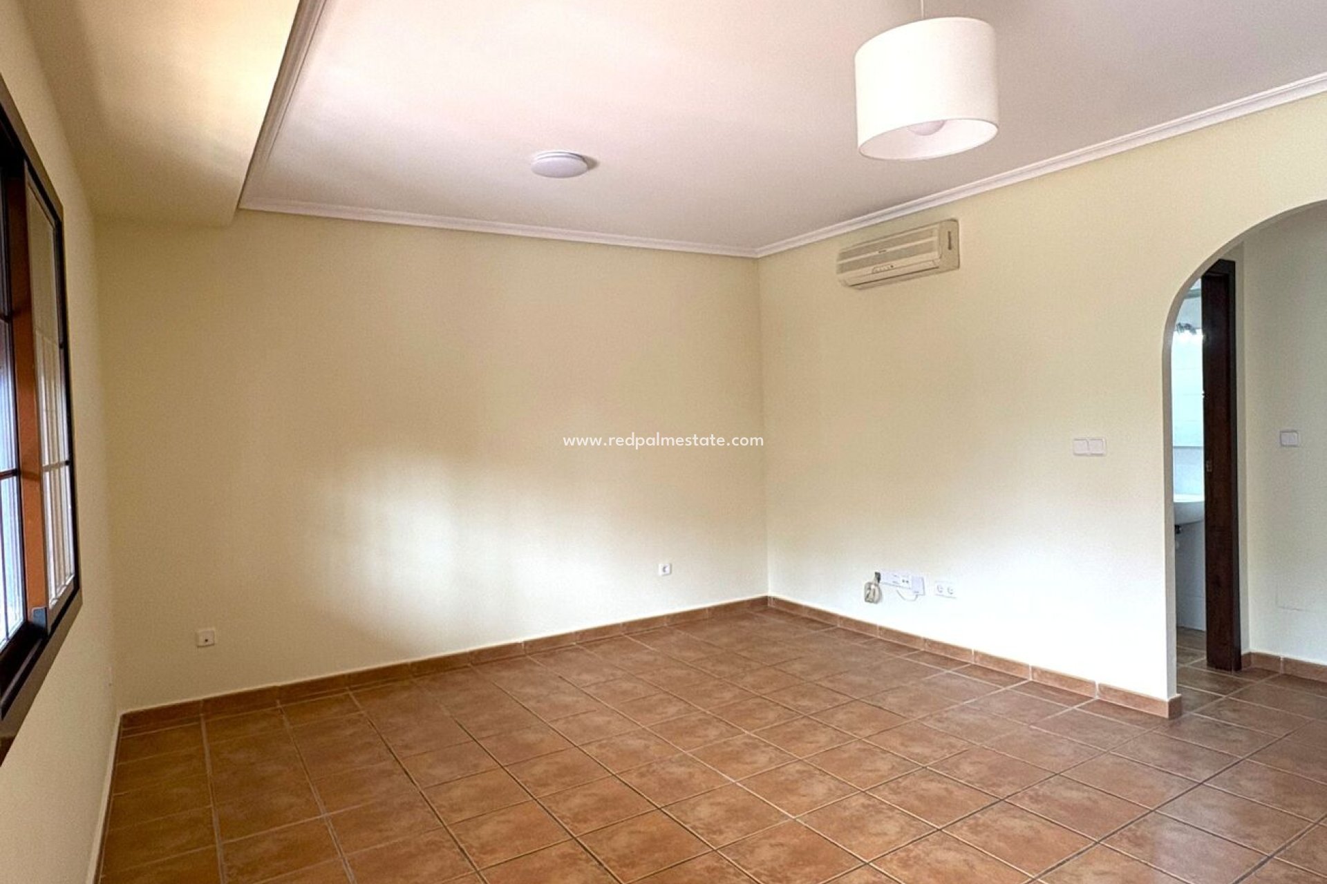Resale - Business -
San Javier - Roda