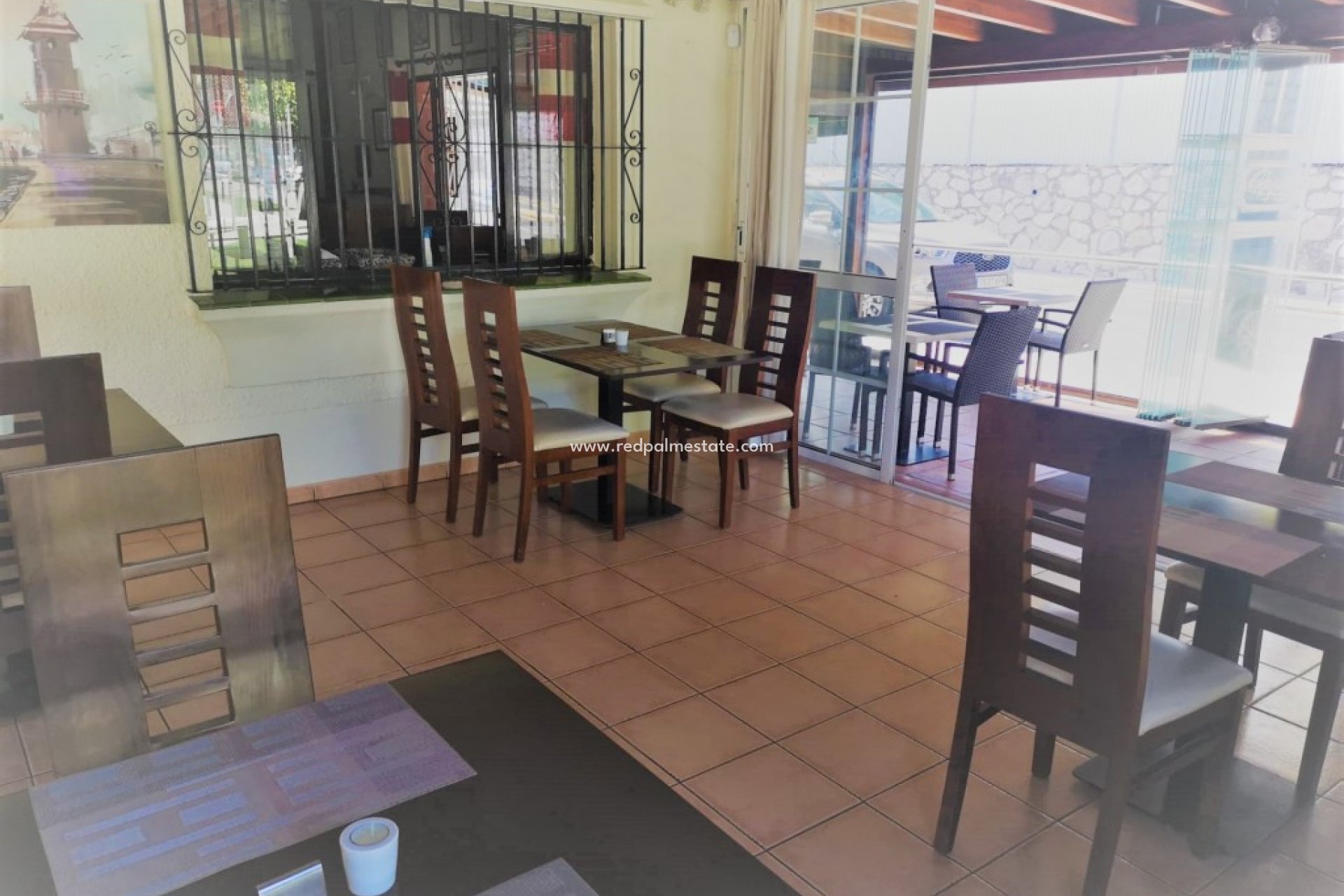 Resale - Business -
Torrenueva