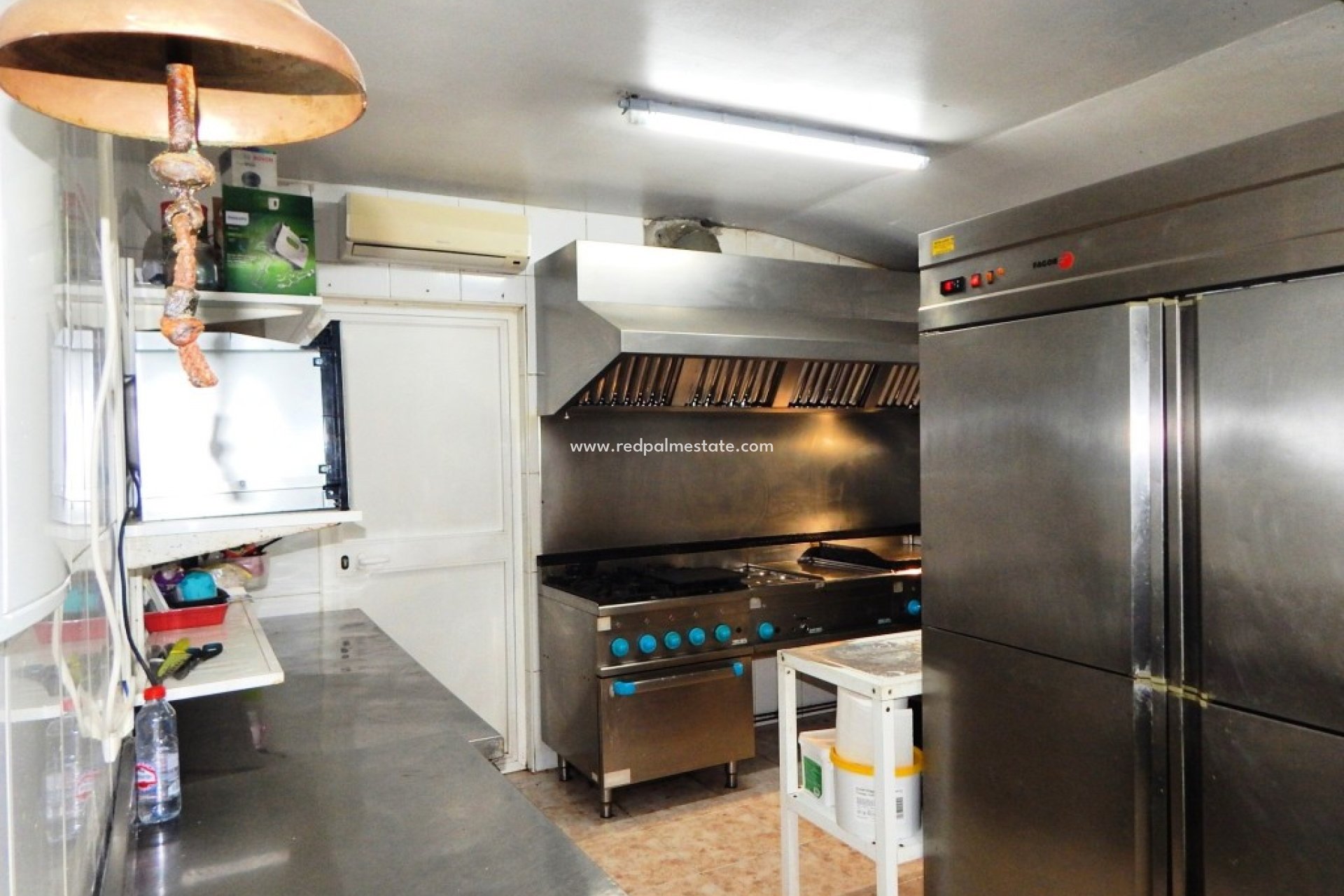 Resale - Business -
Torrenueva